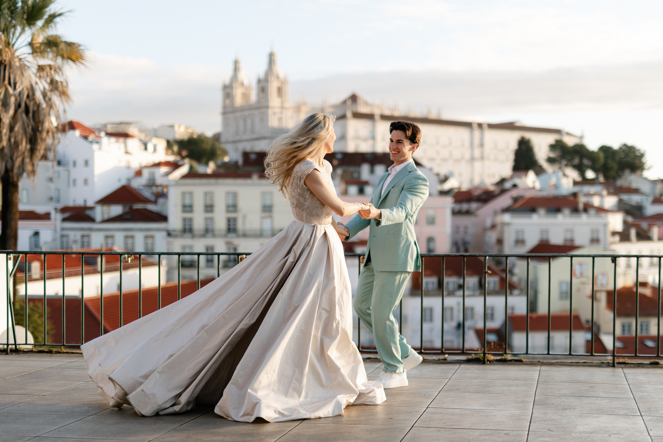 Vivien & Razvan. Main