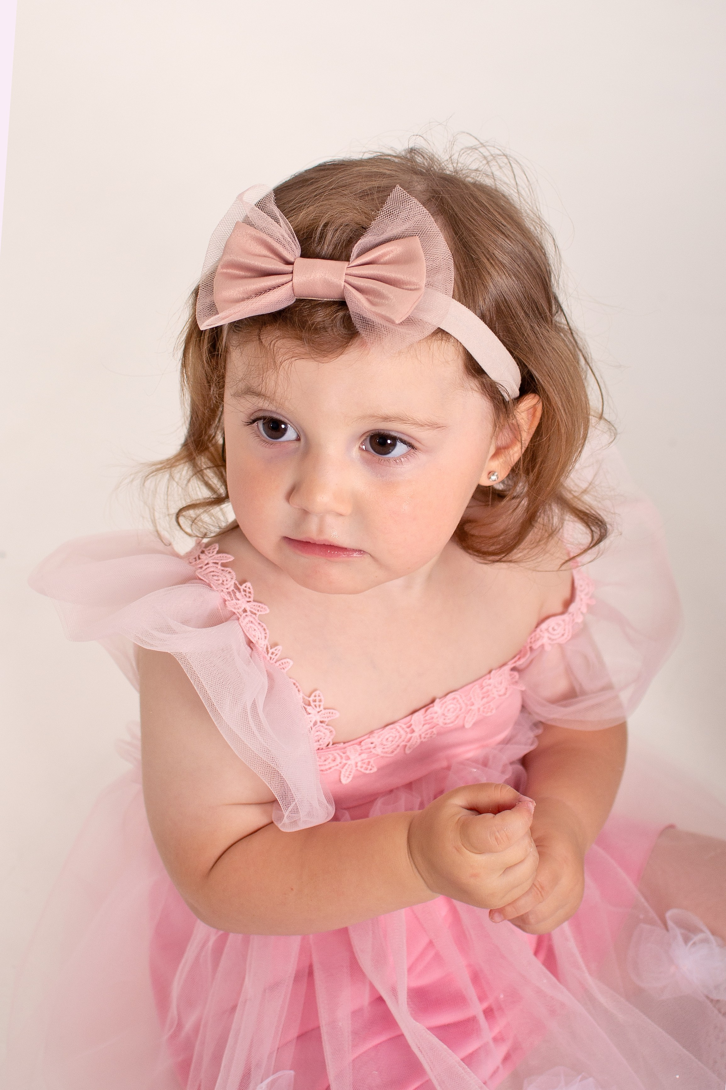 Фотосессия с пионами. Фотограф новорожденных в Темиртау и Караганде Любовь Жукова newborn