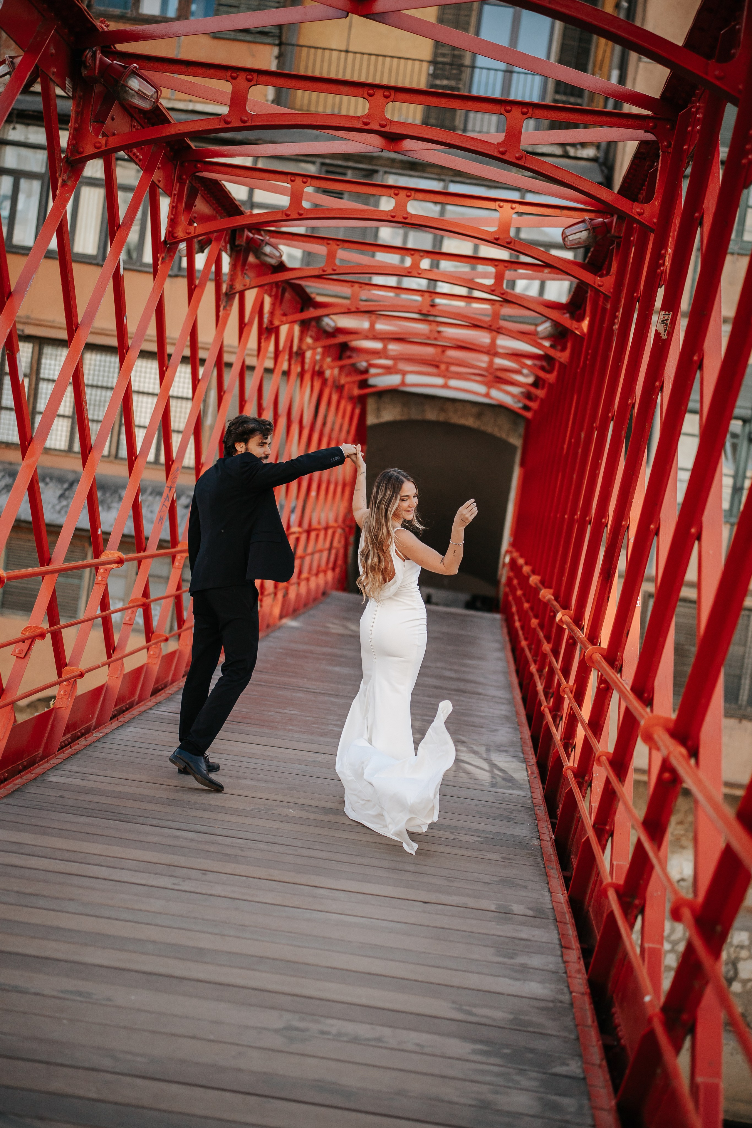 Barbara+Carlos, Girona, Love story. Wedding photographer in Catalonia