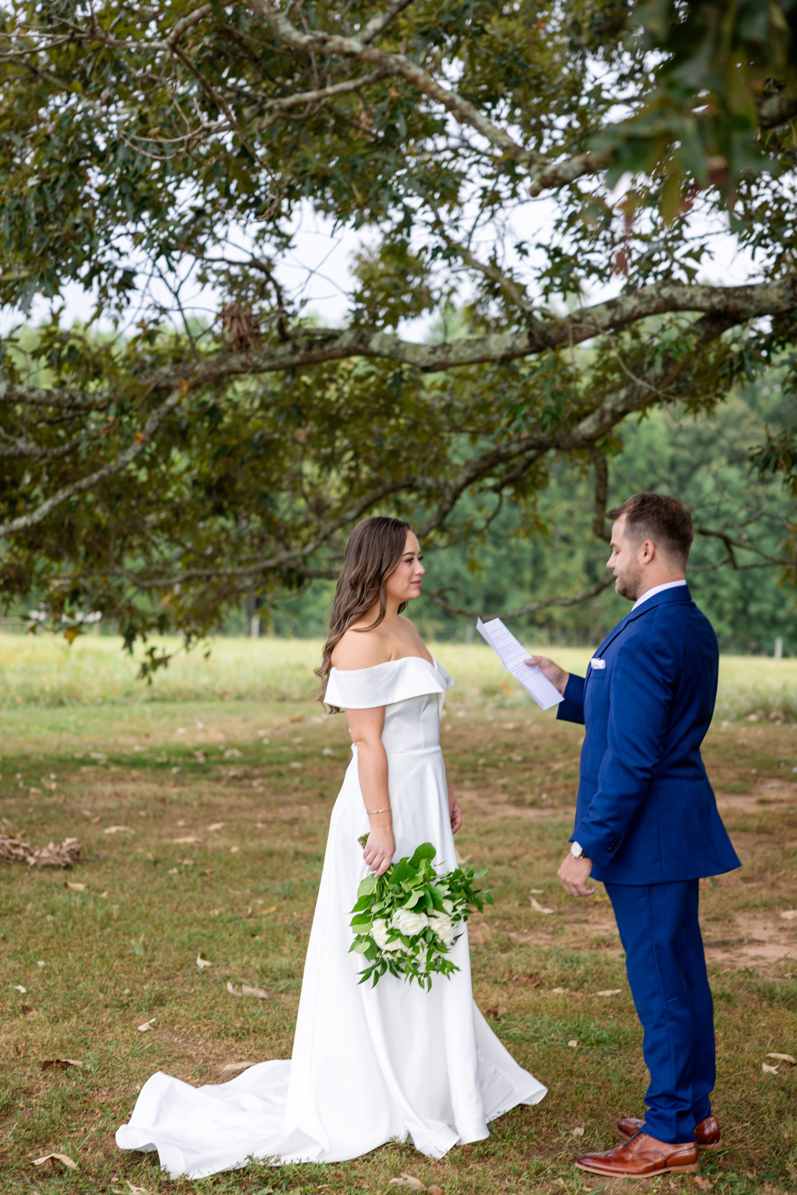 Rhodes & Allison’s Timeless Wedding at Greenbrier Farms. Wedding and portrait photography in Greenville SC