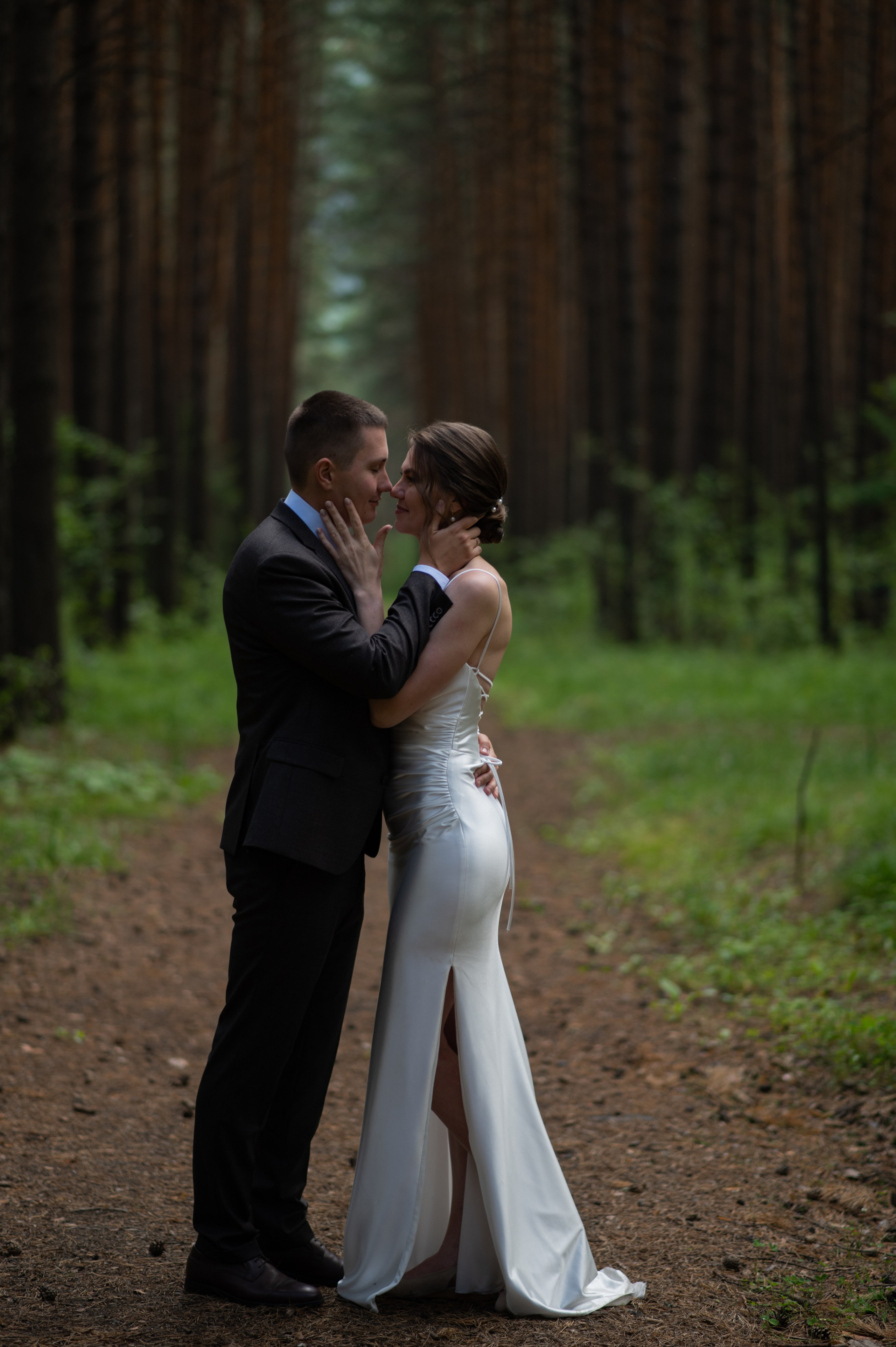 Light. Wedding and commercial photographer