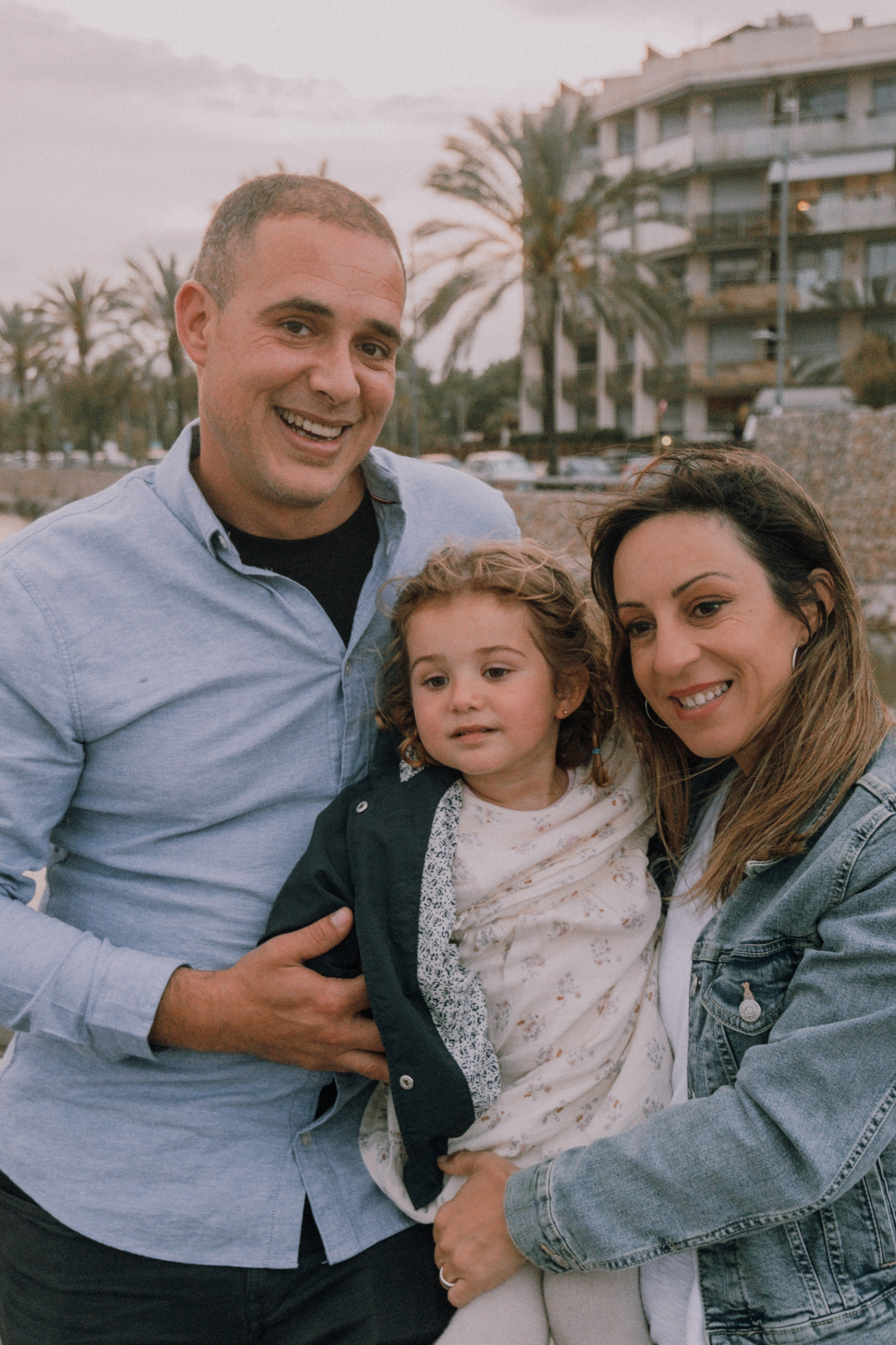 Семейная фотосессия на пляже. Профессиональная фотосъемка в Калафелле — Елена Медведева