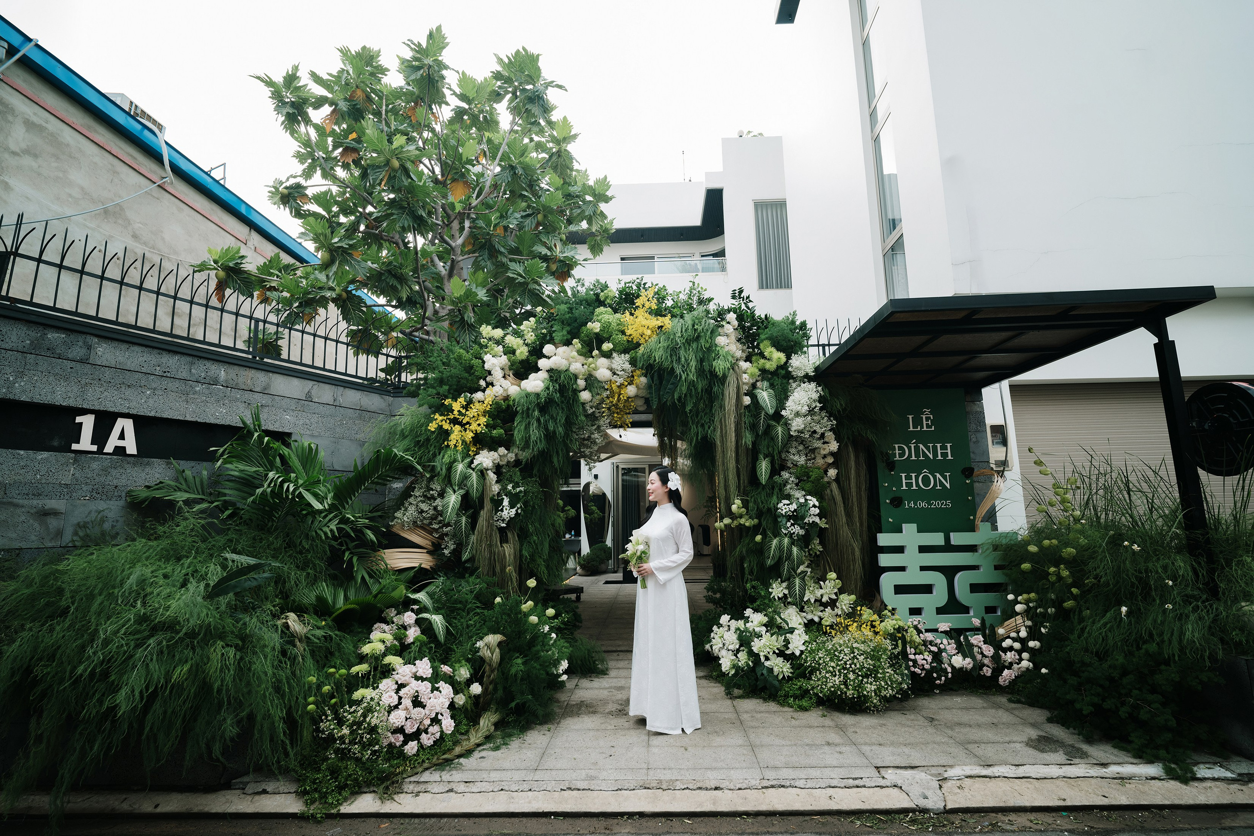 Engagement | NHI + LUAN & LINH + QUY. Saigon Wedding Present | Art Beyond Moments