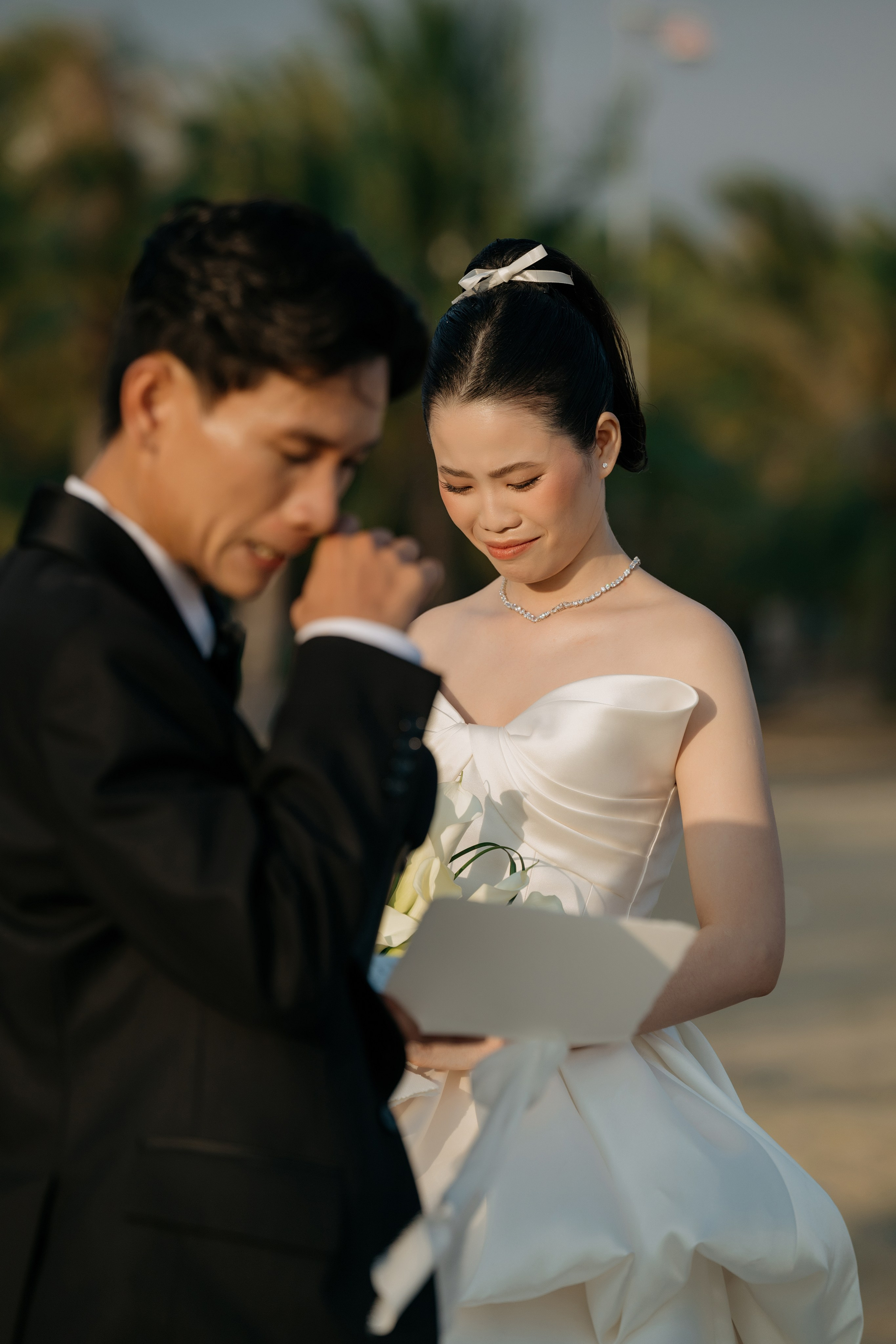 DIEU & THINH/Destination Wedding. Nhiếp ảnh gia đám cưới hàng đầu tại Thành Phố Hồ Chí Minh