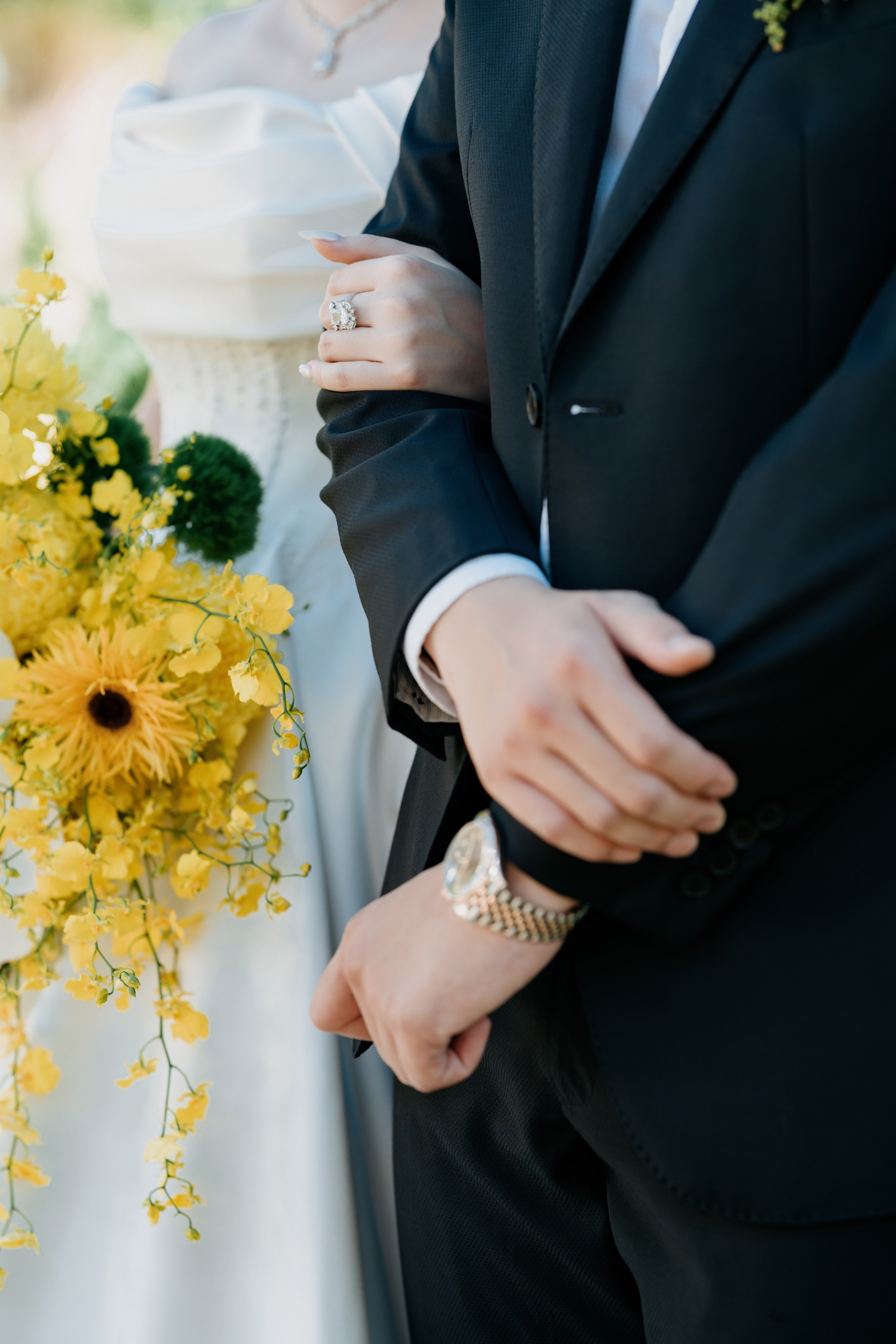 DUC HOANG & HUONG ANH / The Vows. Saigon Wedding Present | Art Beyond Moments