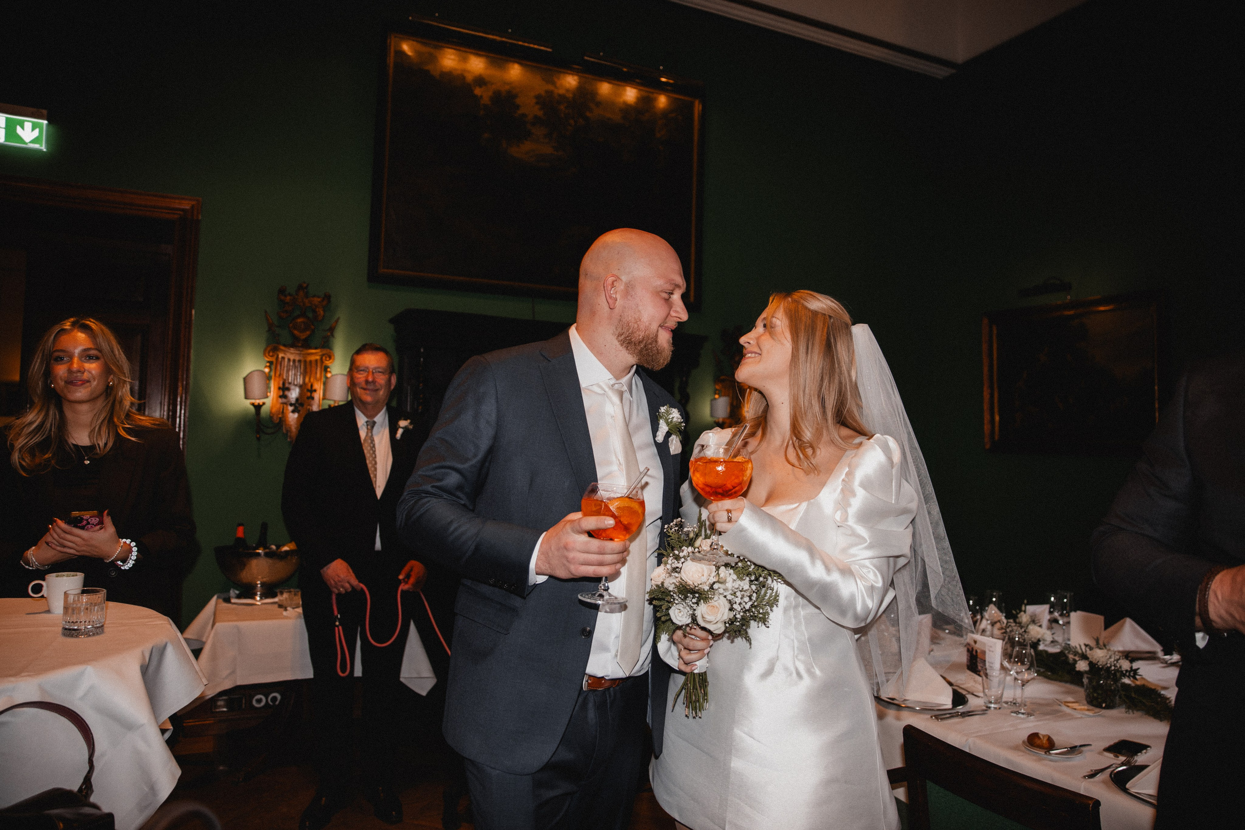 Louisa & Niklas | Schlosshotel Hugenpoet. Photographer in Bochum Dolia Halyna