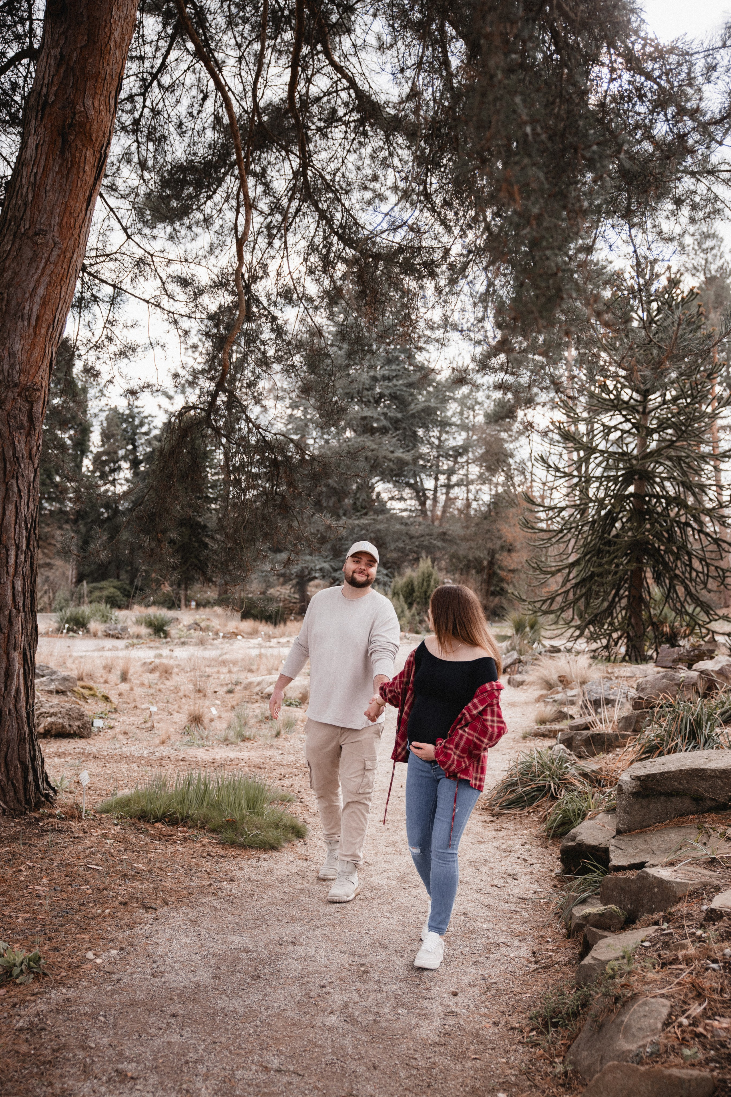 Babybauch Shooting im Fotostudio | Schwangerschaftsfotos in Bochum. Hochzeitsfotografin Bochum | Halyna Reiche Fotografie NRW