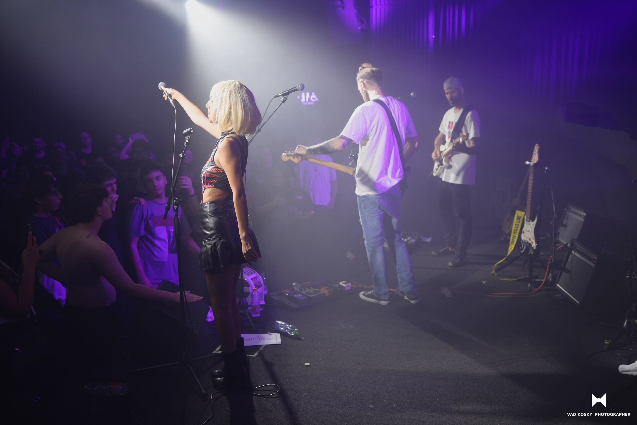 Roy Star & Group — Nirvana tribut TLV Grey club. Vad Kosky Photographer