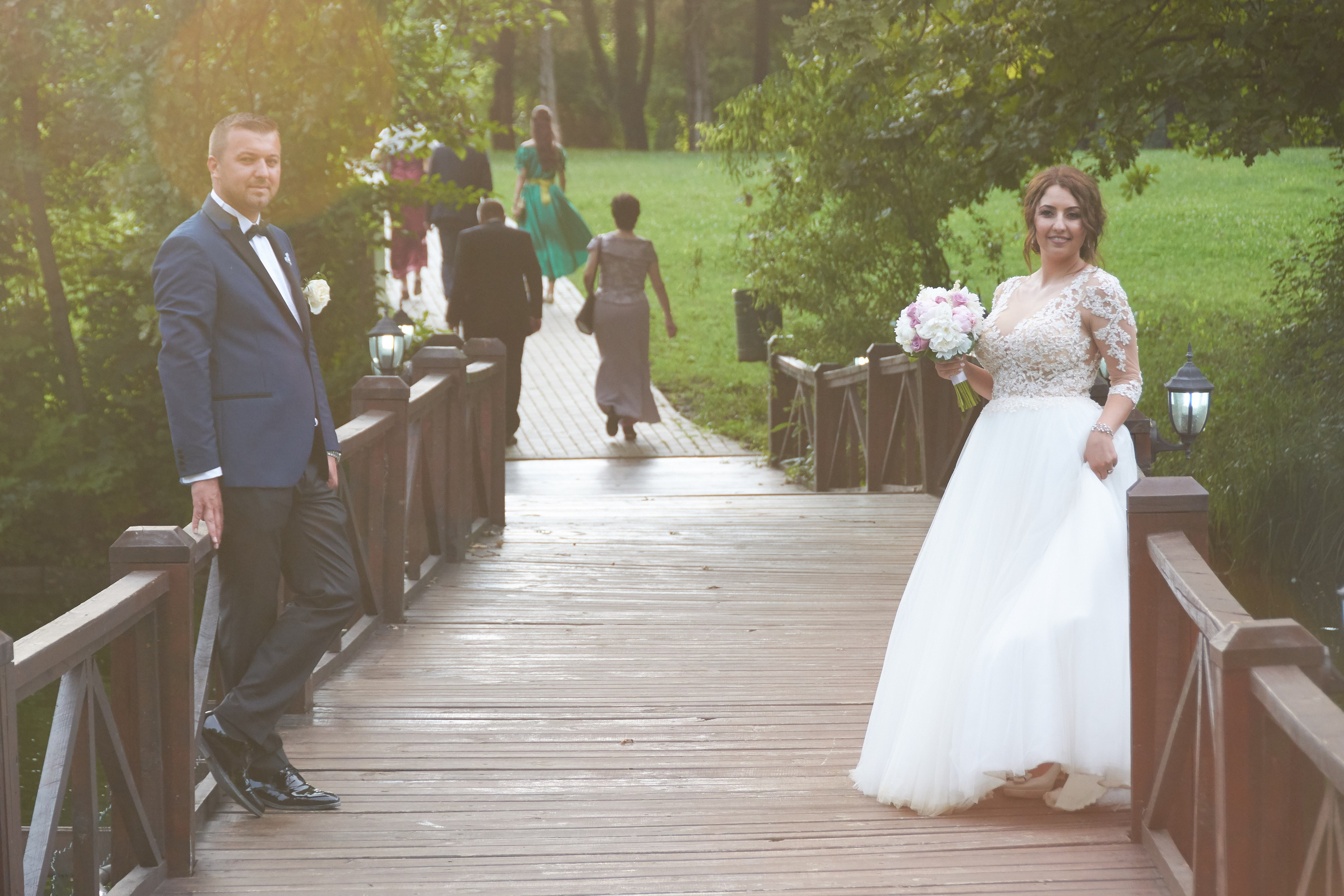 Wedding photo session, wedding photographer Bucharest, wedding photos Park Mogosoaia