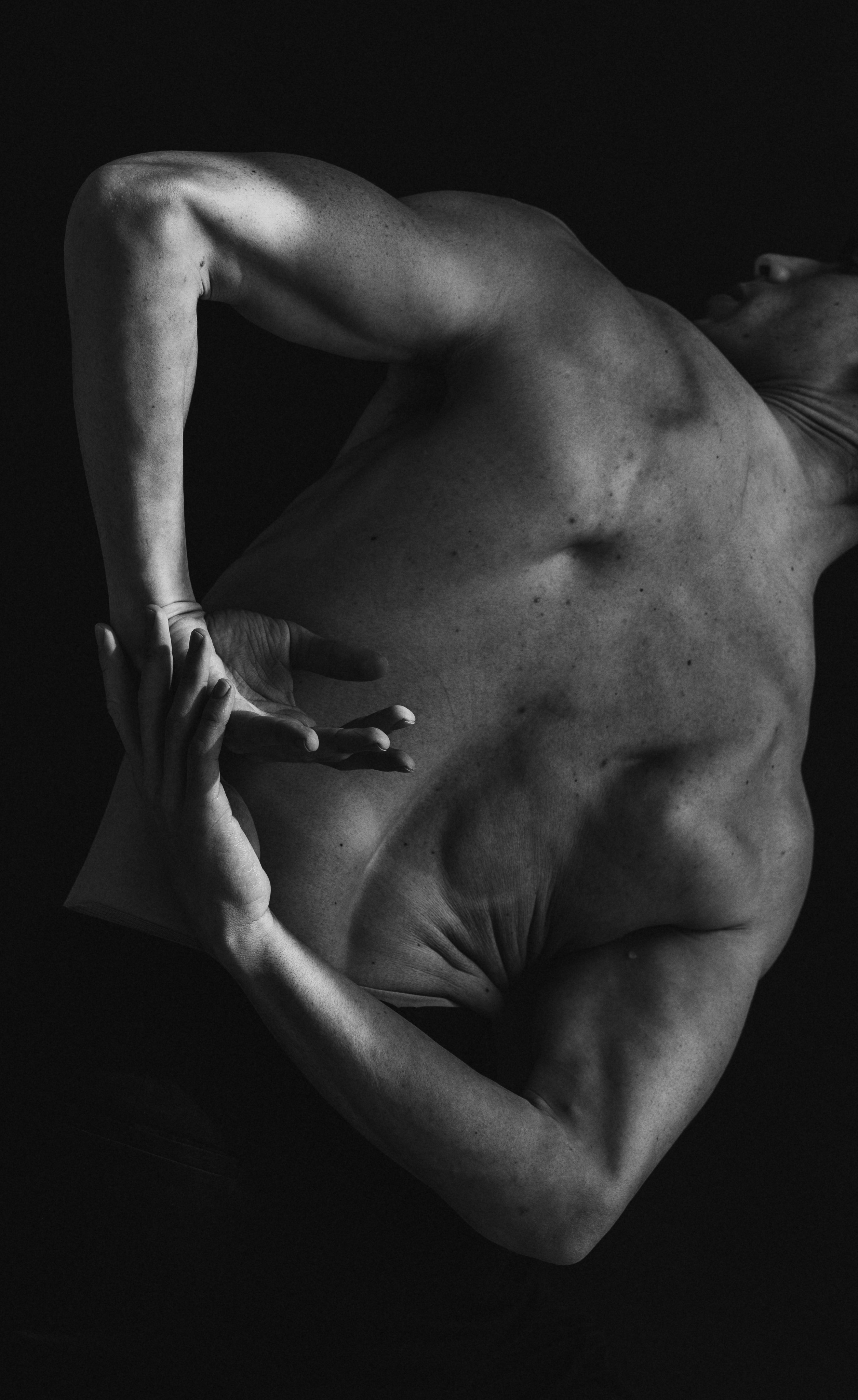 DANCERS. Victoria Olonen – Cinematic Portrait Artist | Helsinki & Europe
