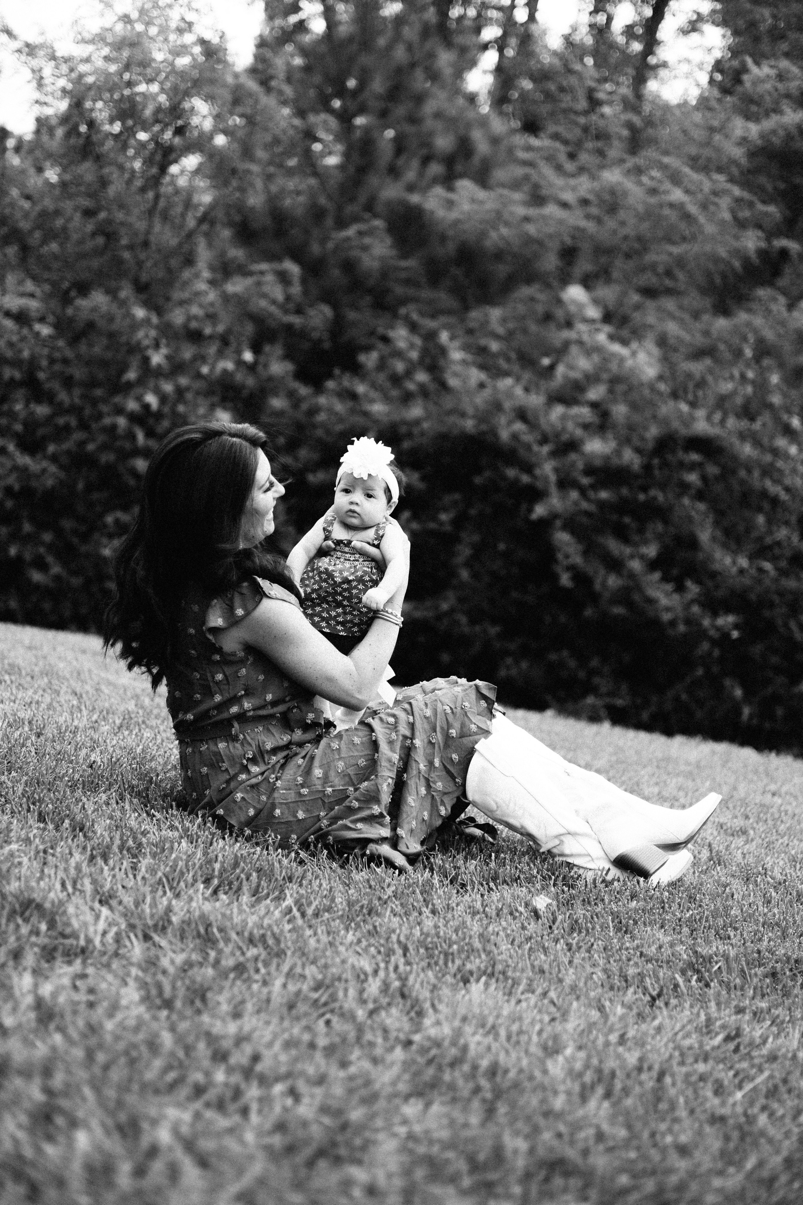 The Carpenters welcome Baby Luci. Sara Eulalia | Virginia Photographer