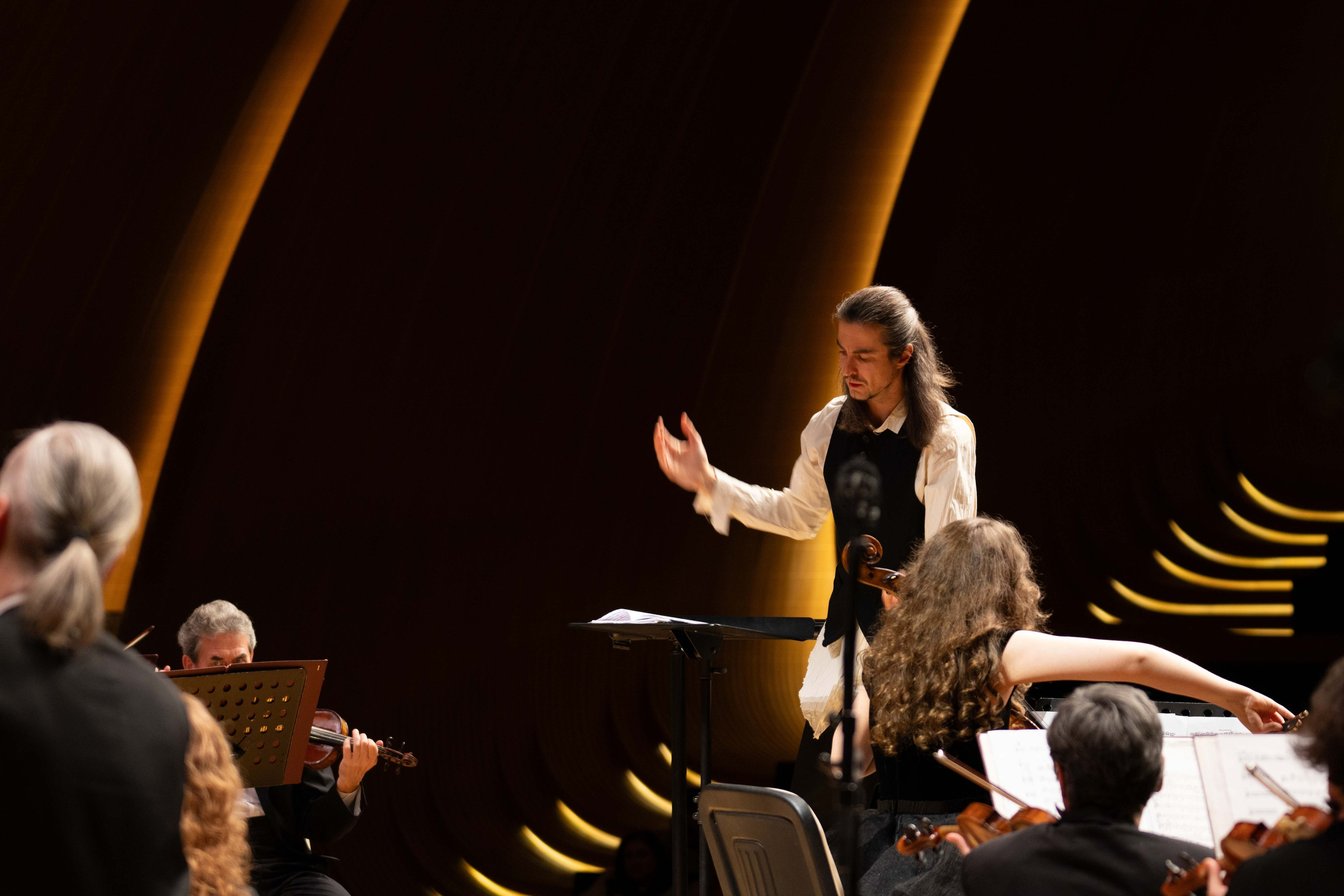The Tchaikovsky Academic Grand Symphony Orchestra in Baku. Wedding&Event photographer Ismail Rzayev in Baku