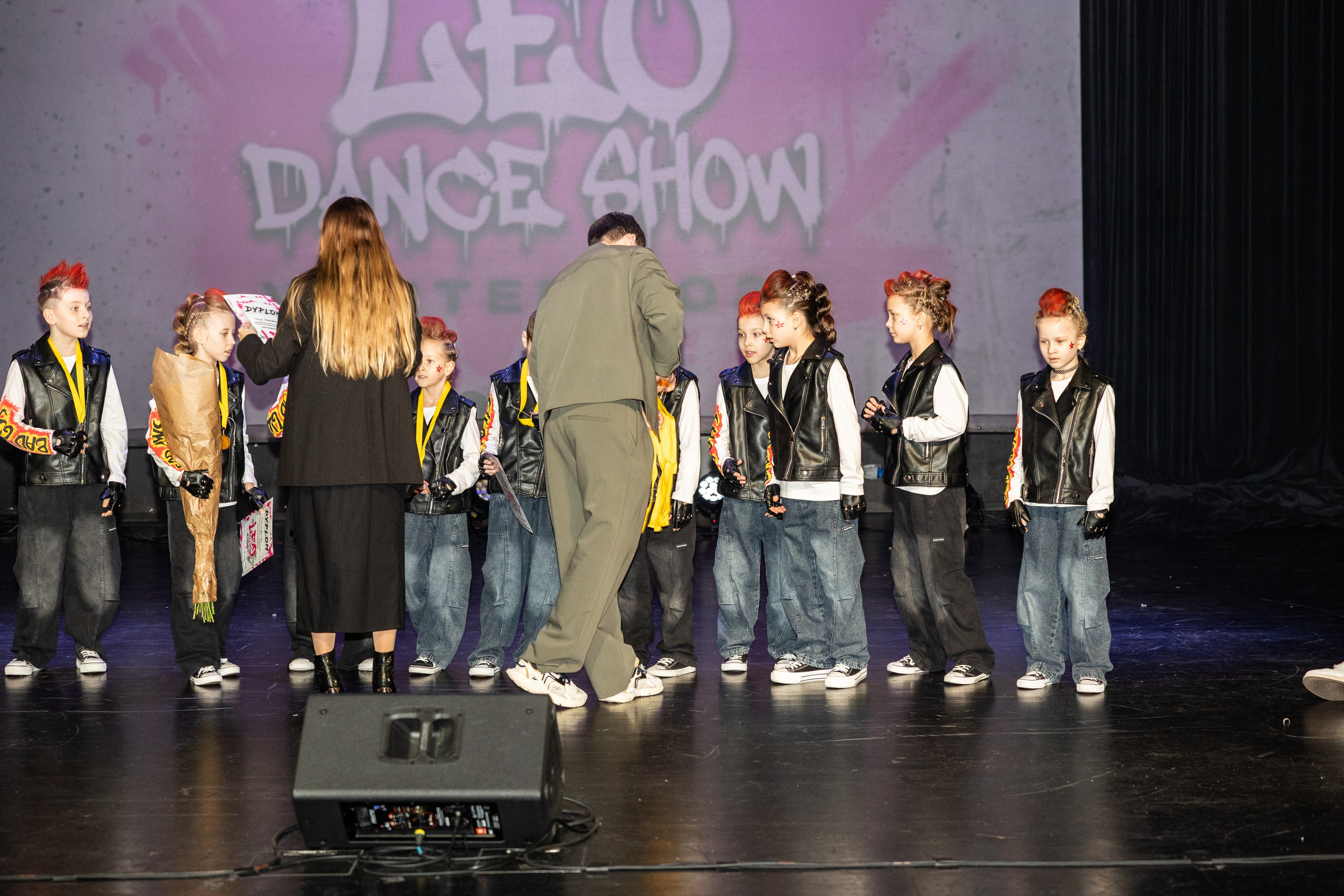 LEO DANCE SHOW WINTER 2025. Семейный и детский фотограф в Варшаве Мила Бобровская