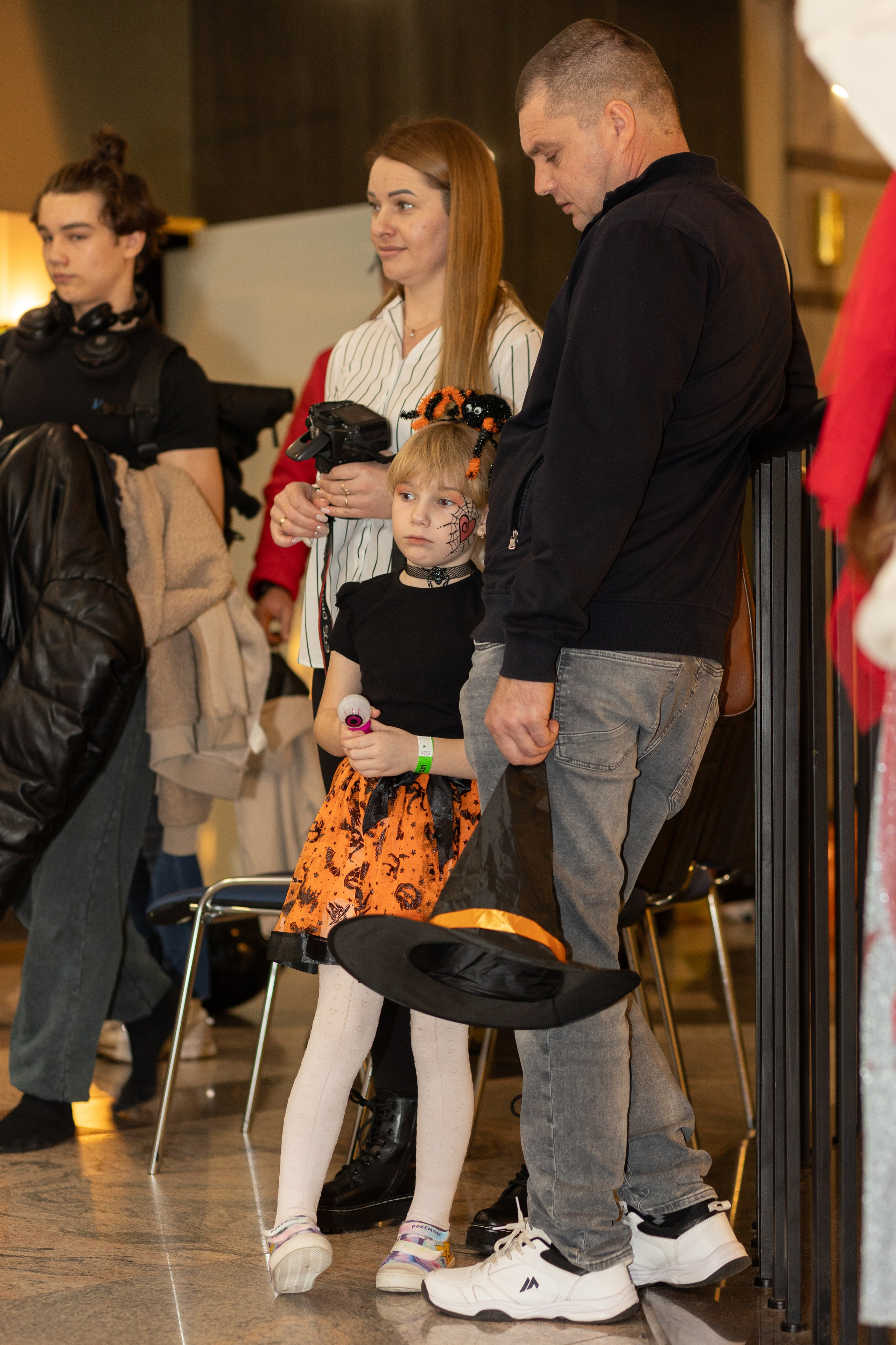 Leo dance studio Helloween 2025. Семейный и детский фотограф в Варшаве Мила Бобровская