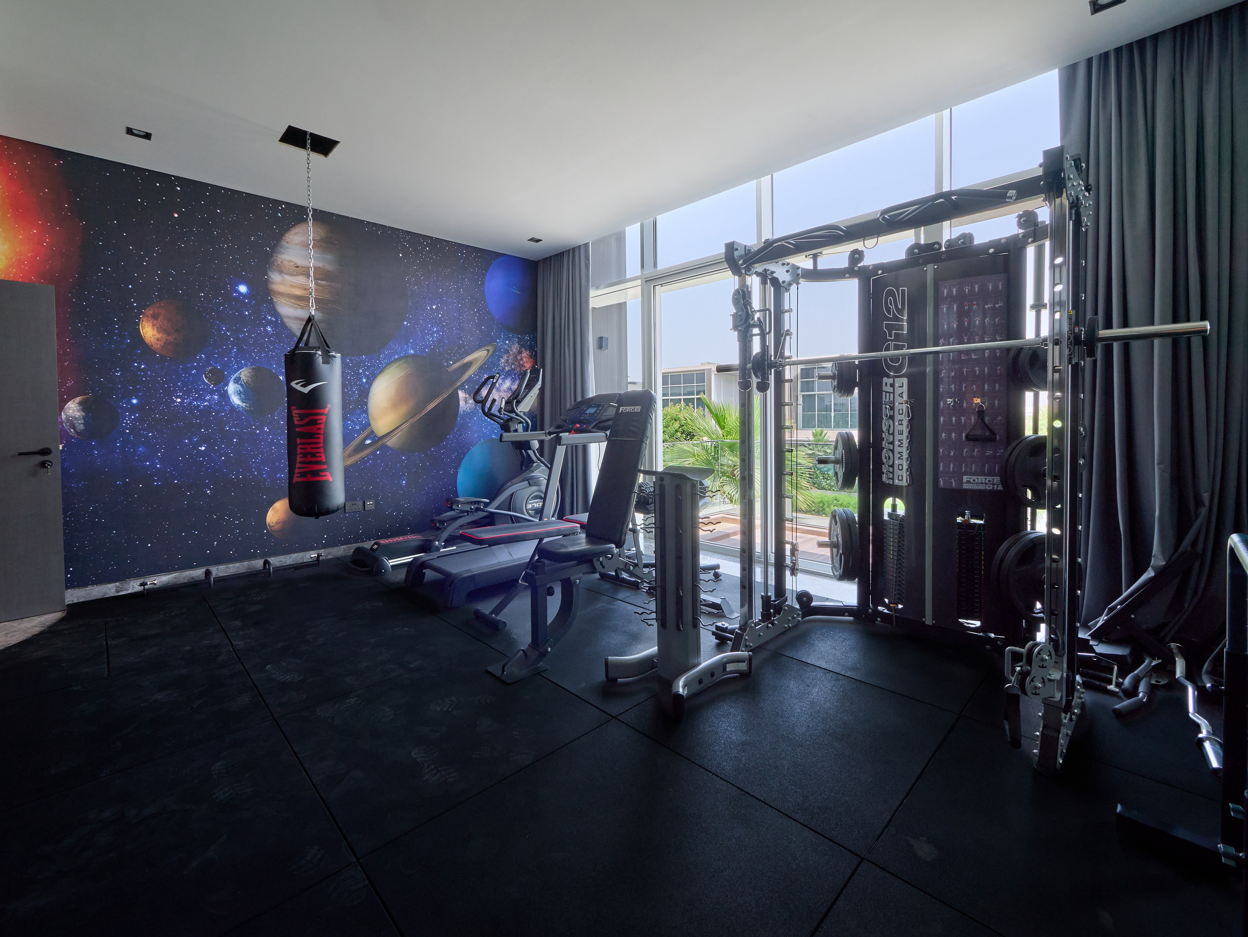 Real Estate Photography in Dubai — Interior & Villa Photos for Bayut, Airbnb, Property Finder. Hotel Photographer in Dubai — Interiors & Commercial by Oleg Novikov