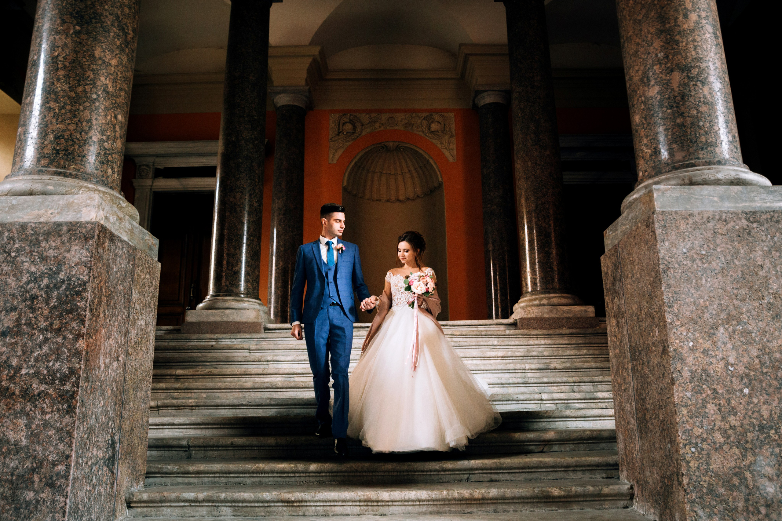 Poročna fofografija. Fotografinja in videografinja Mariia Bortiakova iz Slovenije: fotografiranje dogodkov, portretov in snemanje videov po vsej Sloveniji