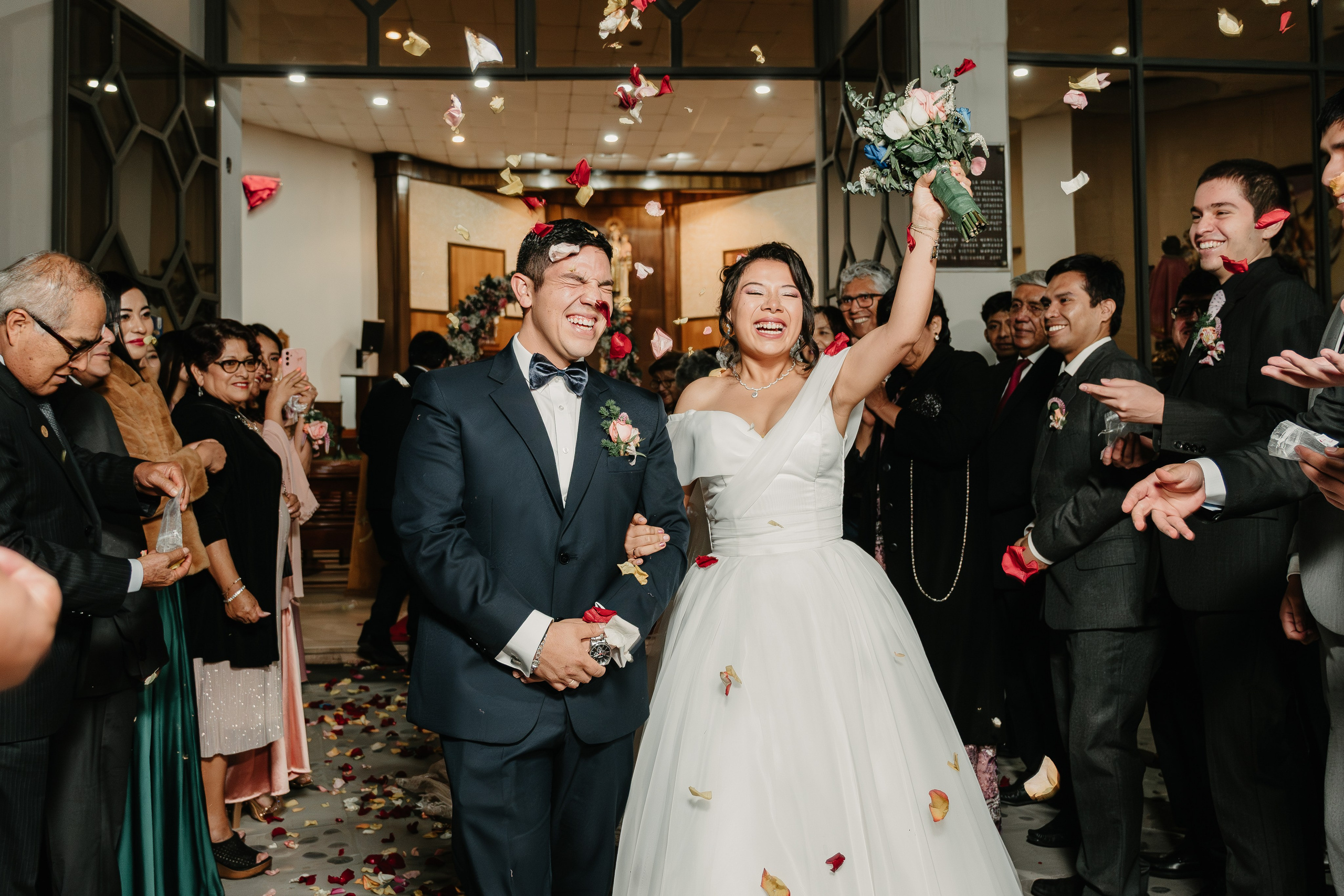 ALEJANDRA + RODRIGO BODA RELIGIOSA. Studio KVTA | Fotografía y Video de Bodas en Arequipa