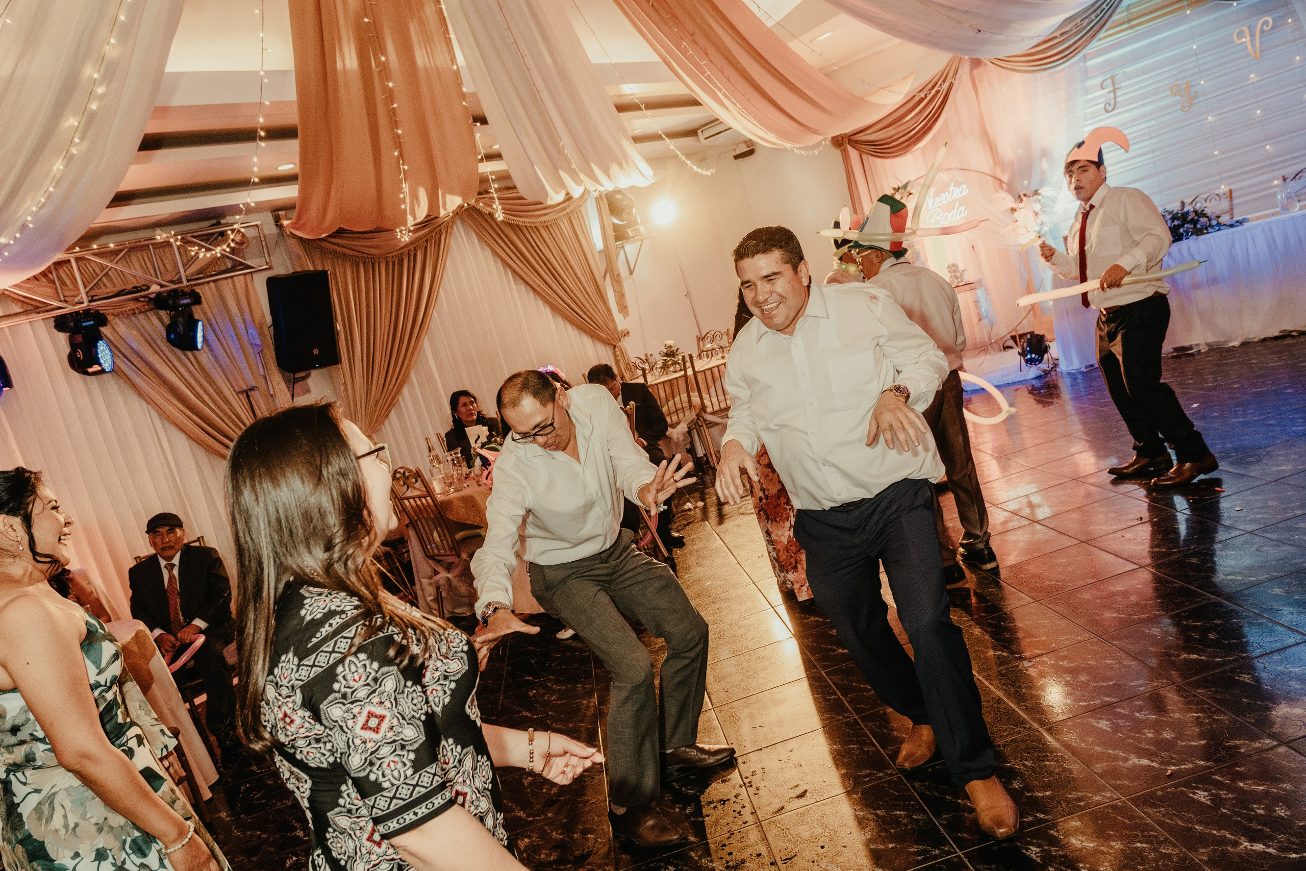 VANESSA + FRANKLIN BODA RELIGIOSA. Studio KVTA | Fotografía y Video de Bodas en Arequipa