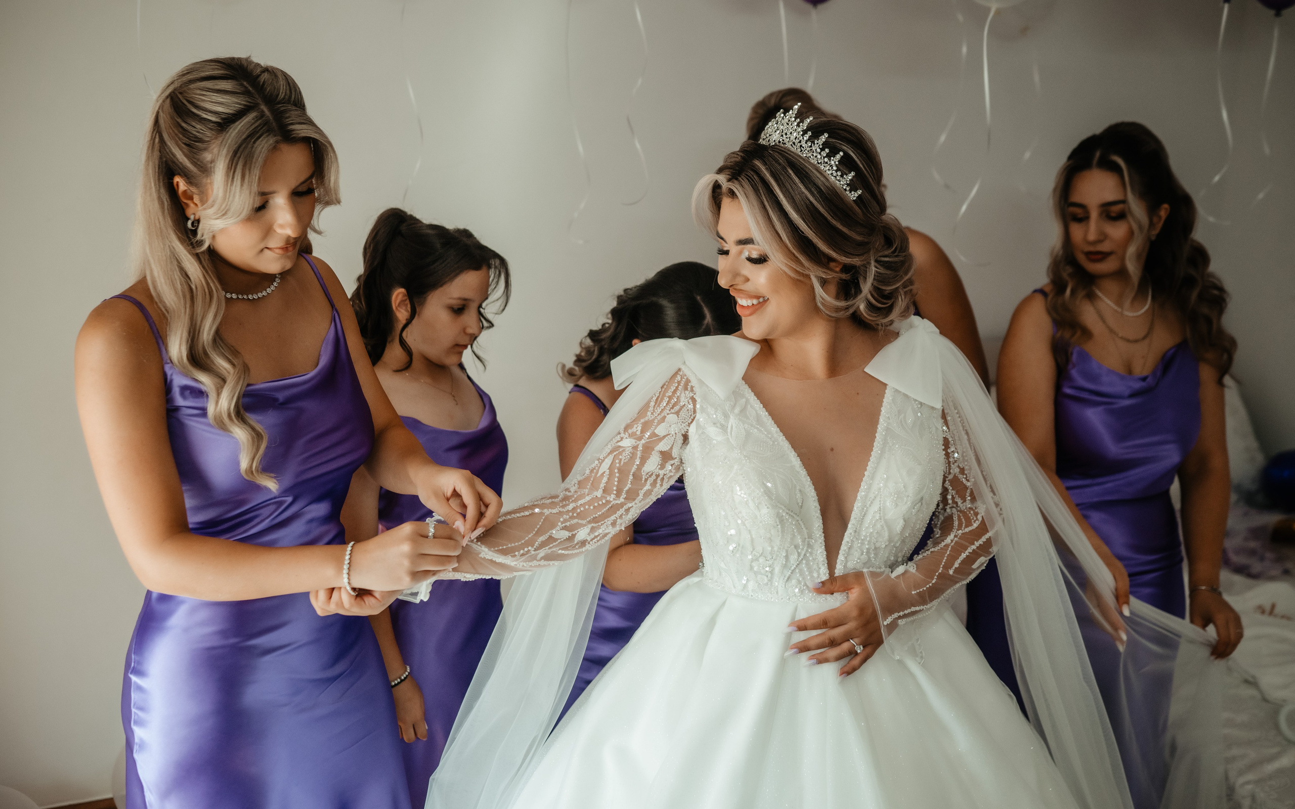 🤎 D a i a n a & D a n i e l - Wedding Day Preview. Wedding & Family Photographer