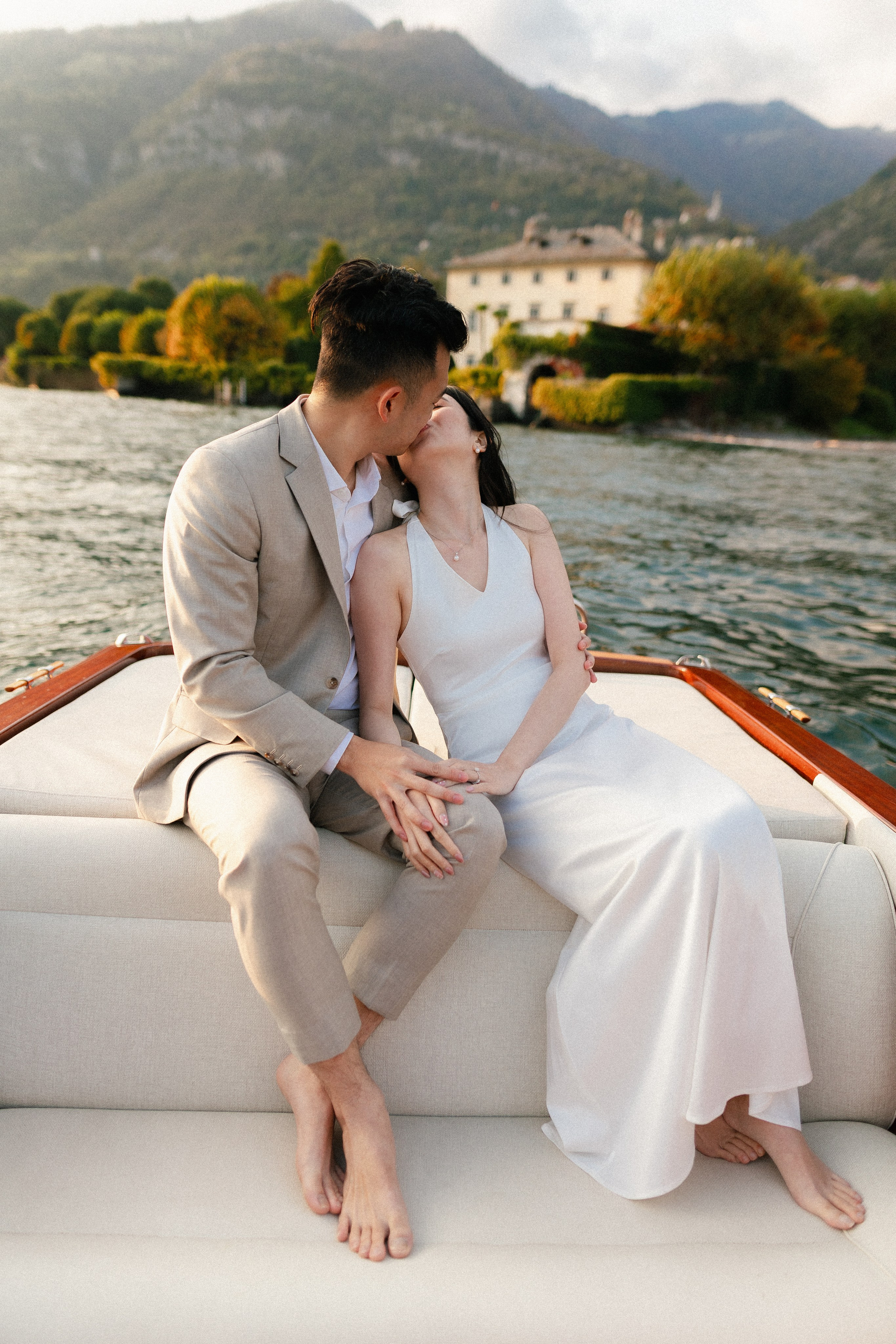 Elopement on Lake Como — Intimate Wedding Photography by Anna Linnik. Photographer in Italy Anna Linnik