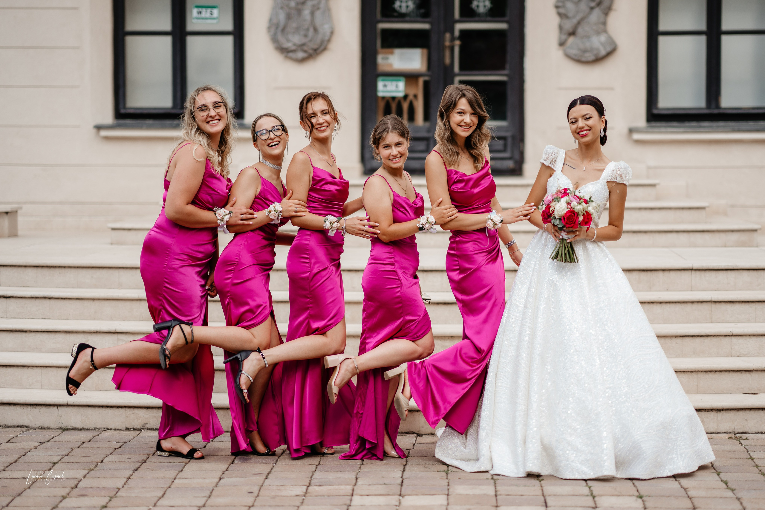 Fotograf de Nuntă Profesional — Fotografie Jurnalistică și Clasică pentru Amintiri de Neuitat. Fotograf de nuntă, corporate, botezuri, majorate și aniversări Roman, Lucaci Cornel