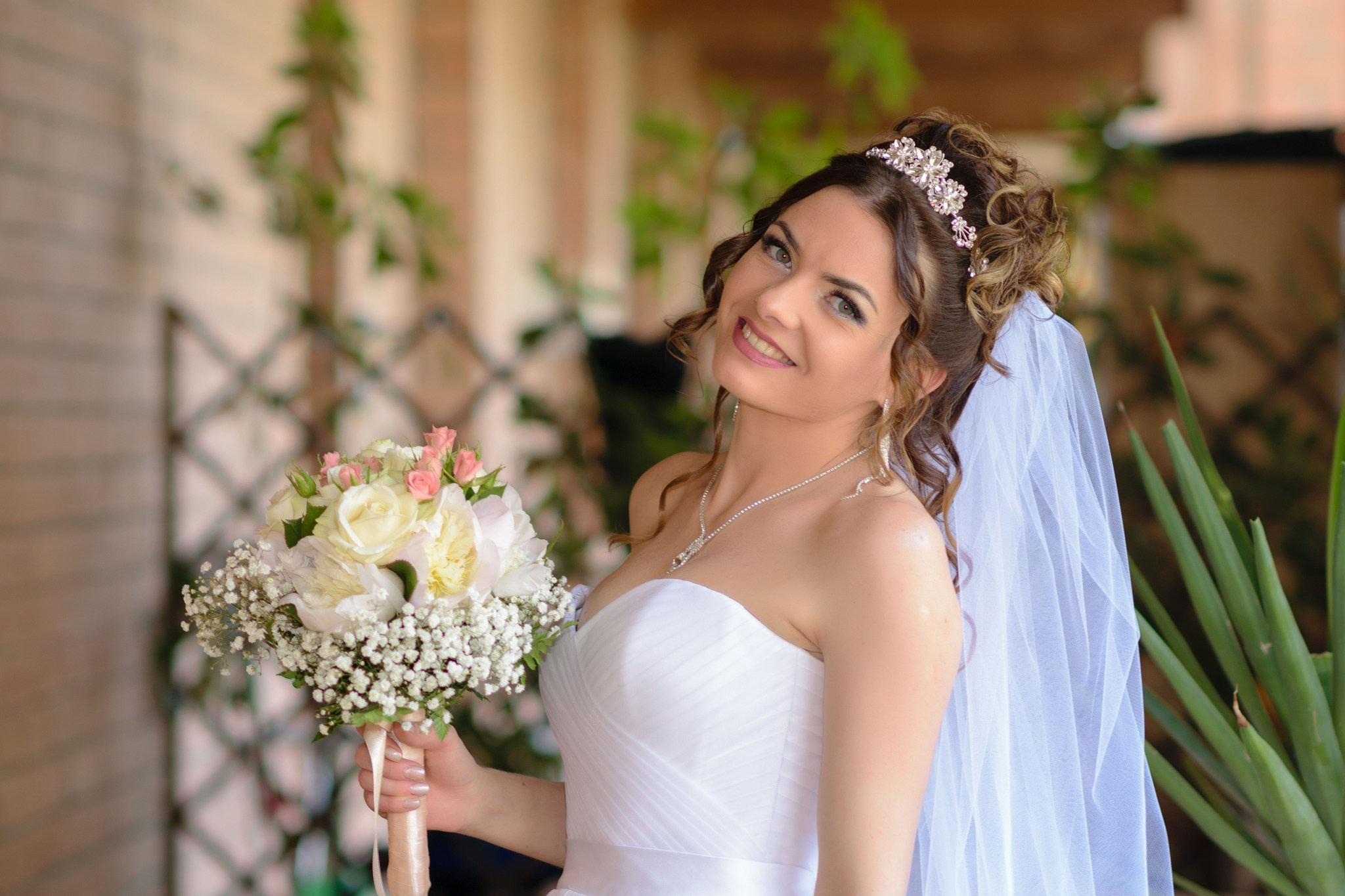 Portrete – Eleganță și expresivitate. Fotograf de nuntă, corporate, botezuri, majorate și aniversări Roman, Lucaci Cornel