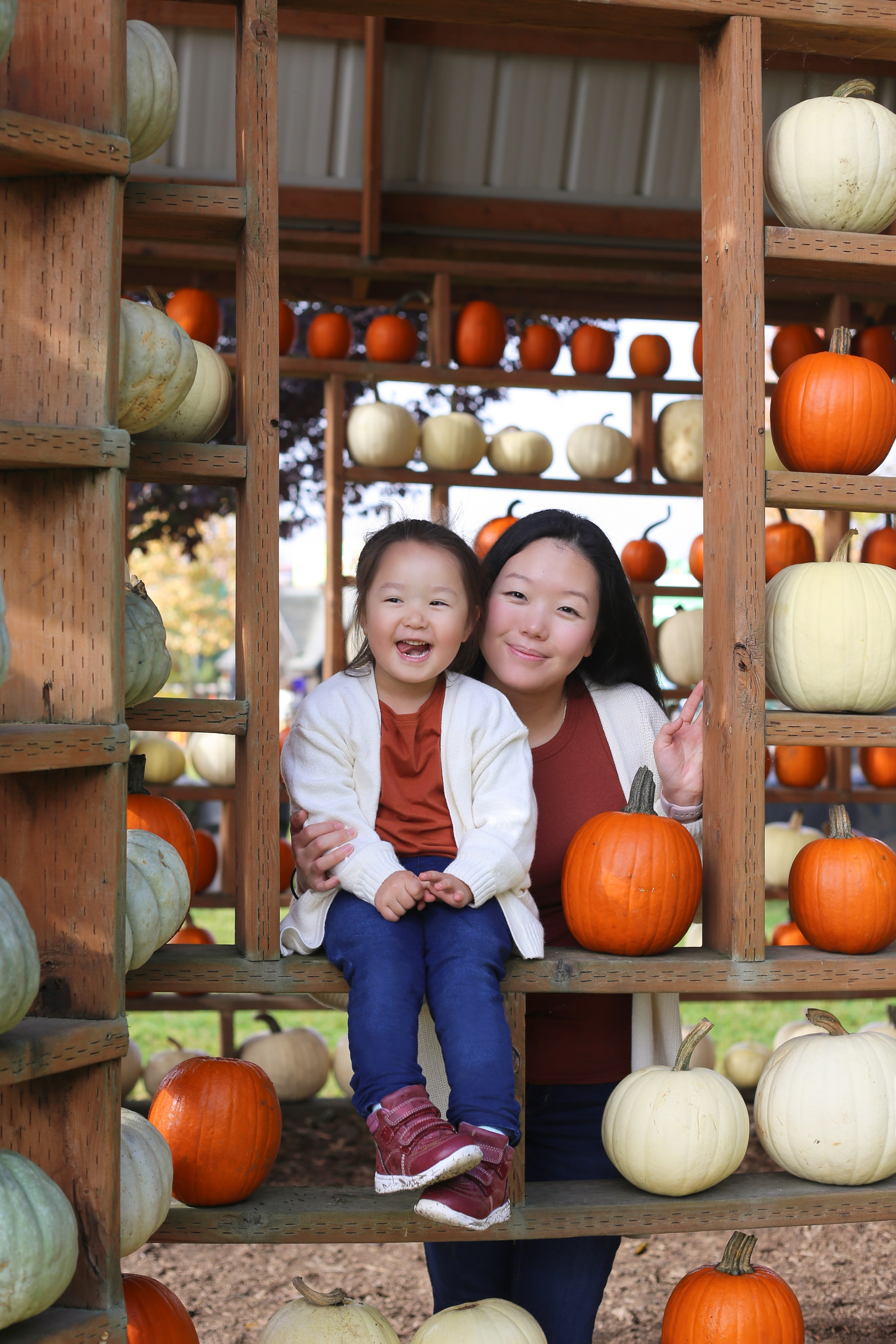 Fall. YuAnna studio. Family & Kids Photographer in Seattle area, located in