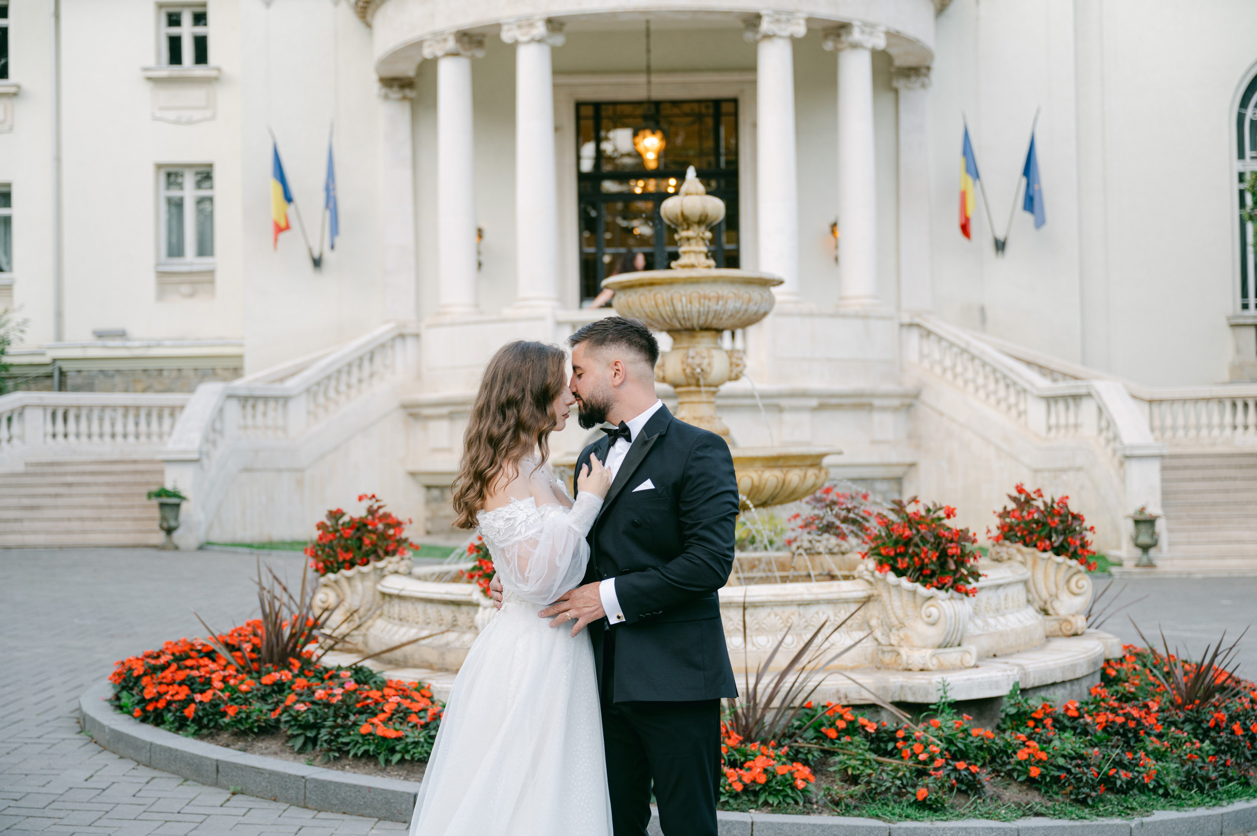 Sedinta foto trash the dress la castelul Cantacuzino