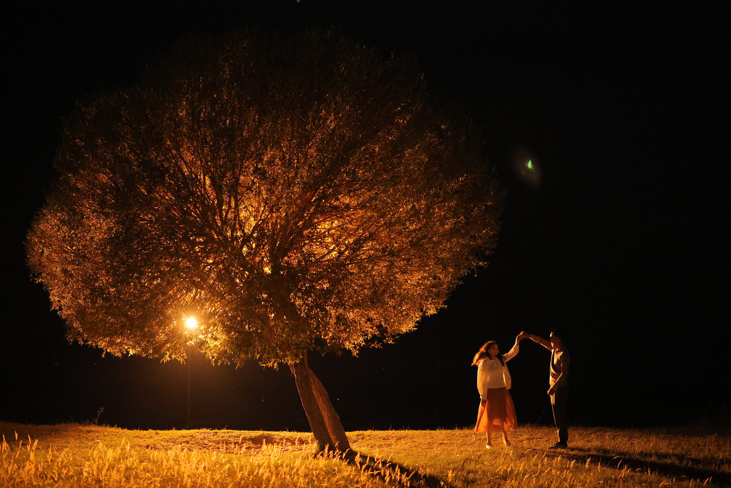 ISSIK KYL. Mandarin.photo