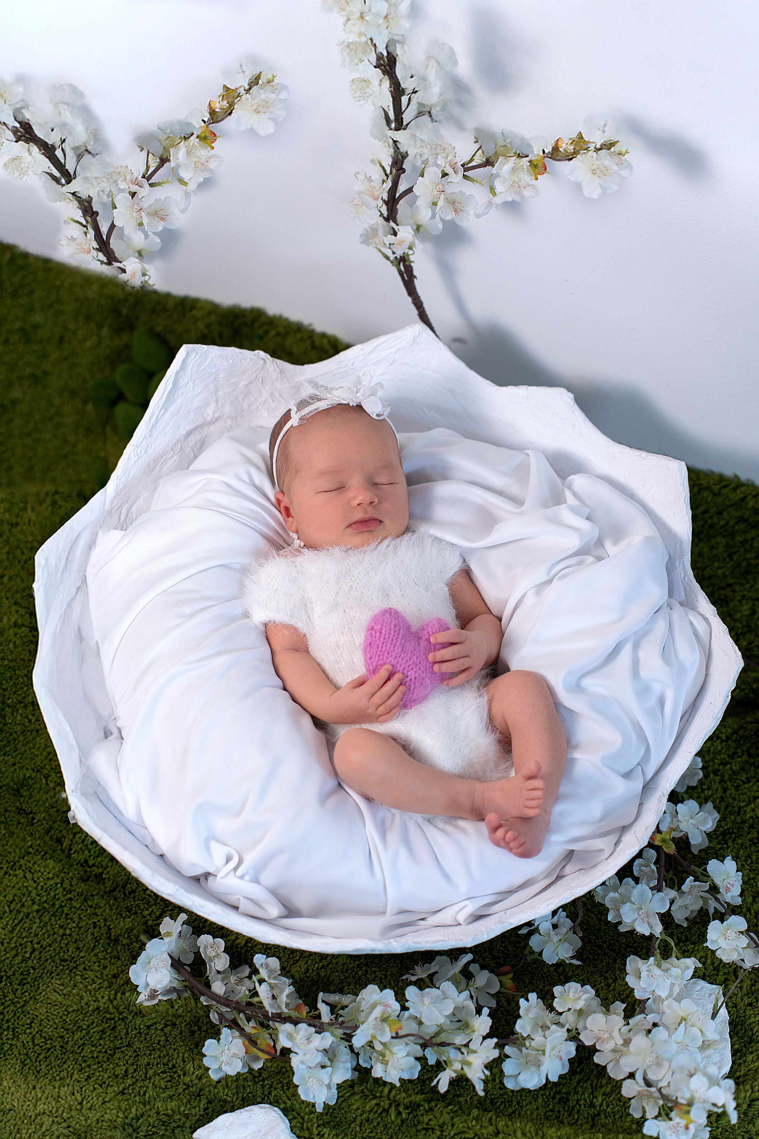 Newborn классическая. Детский и семейный фотограф в г. Бельцы