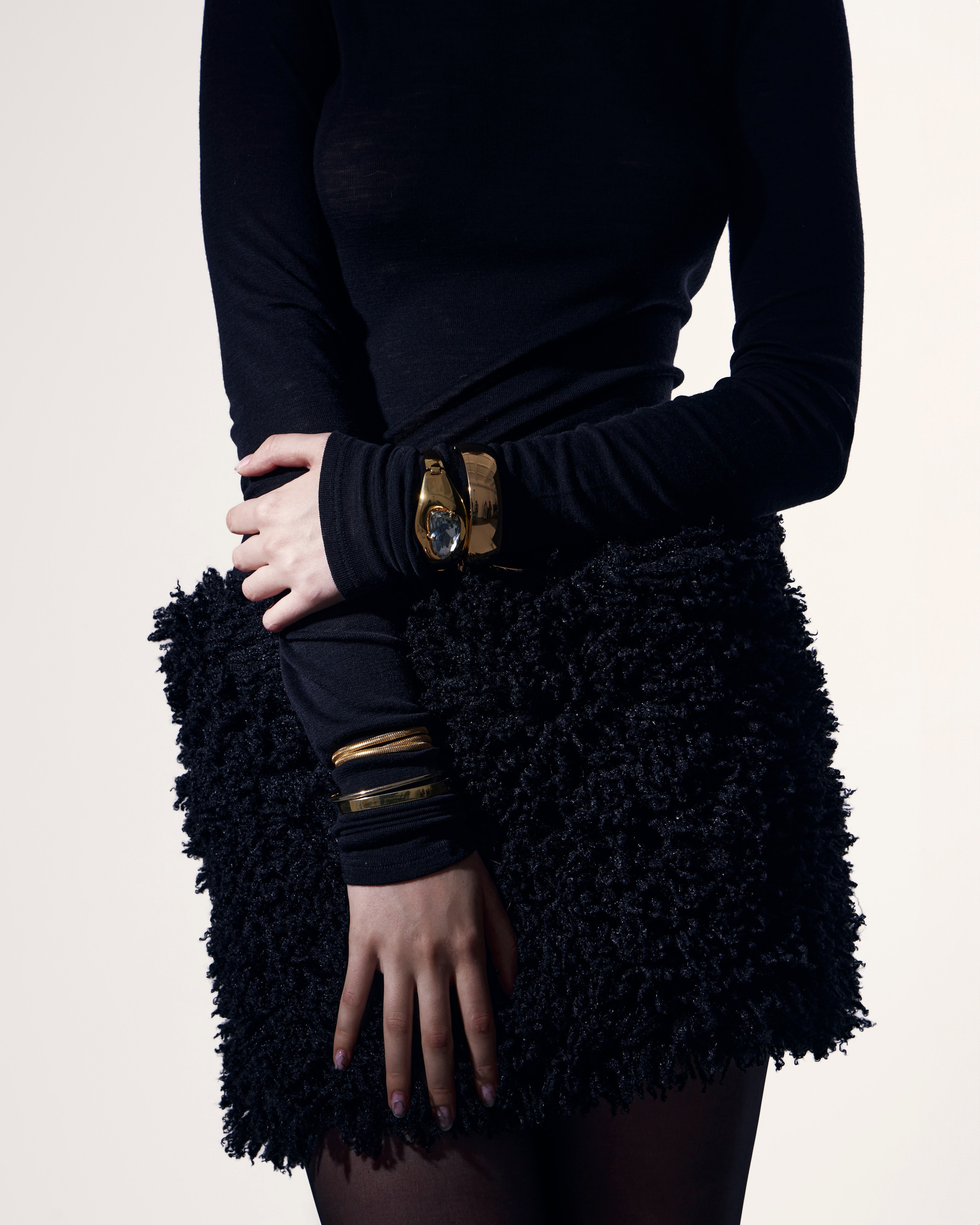 DARK ROMANCE. Viktorija Korsaka| Brand Content Creator & Photographer