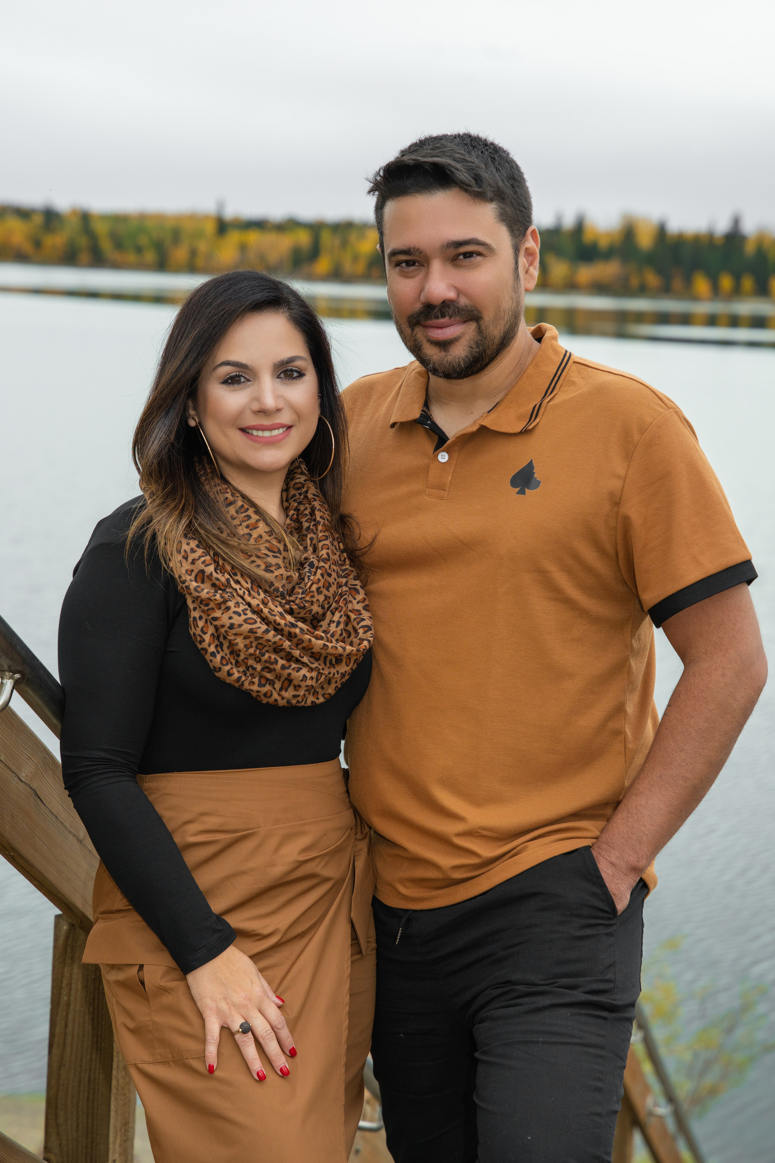 Ariana’s Family. Carlos Lima Photography — Photographer in Calgary