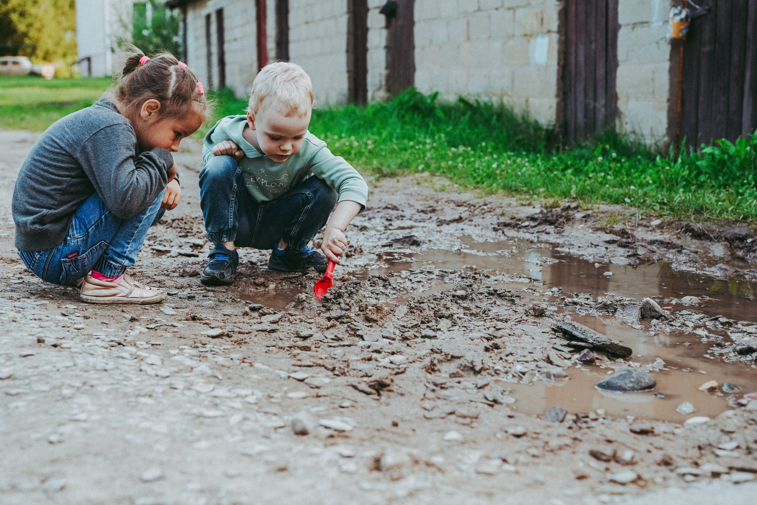Игры во дворе. Фотограф новорожденных и детей первого года Евгения Михалькевич