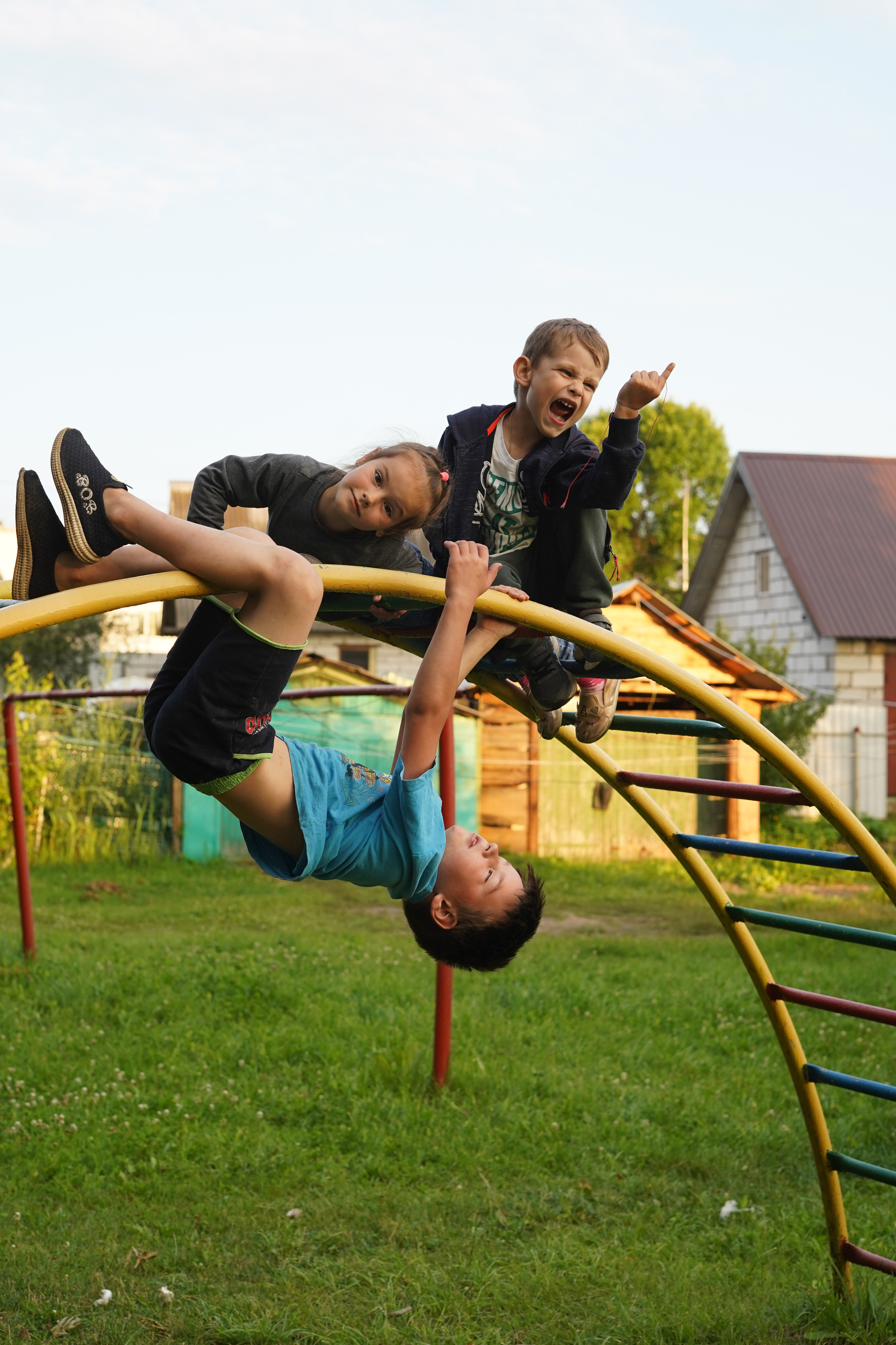 Игры во дворе. Фотограф новорожденных и детей первого года Евгения Михалькевич