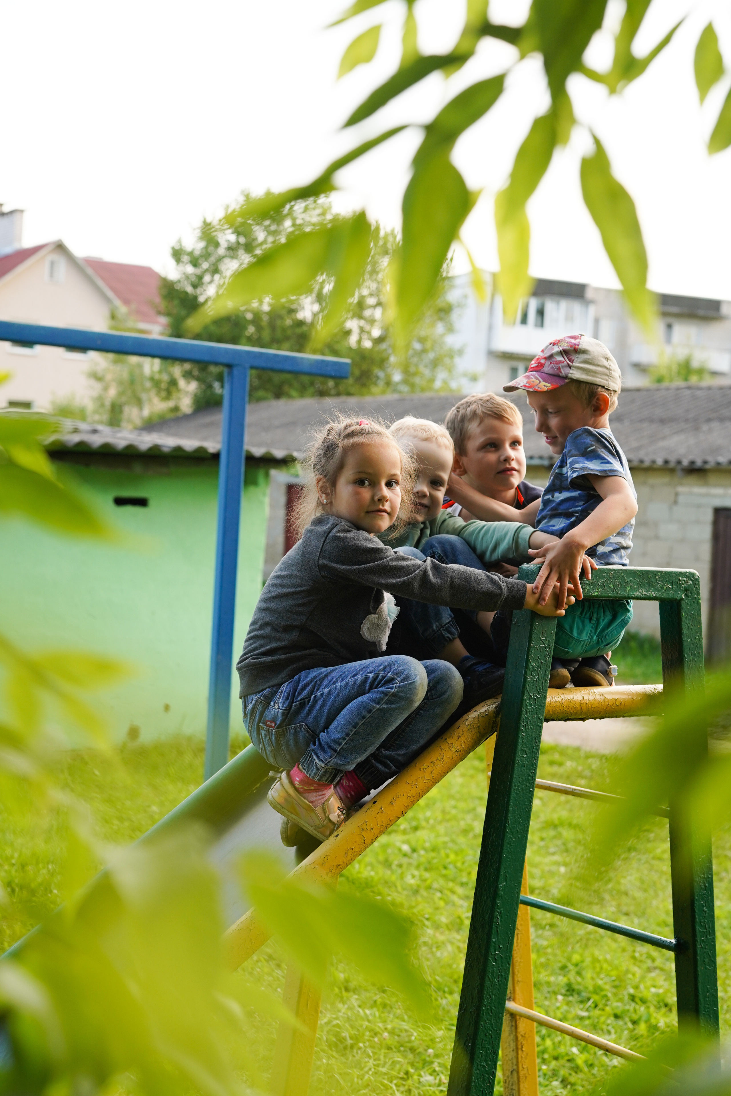 Игры во дворе. Фотограф новорожденных и детей первого года Евгения Михалькевич