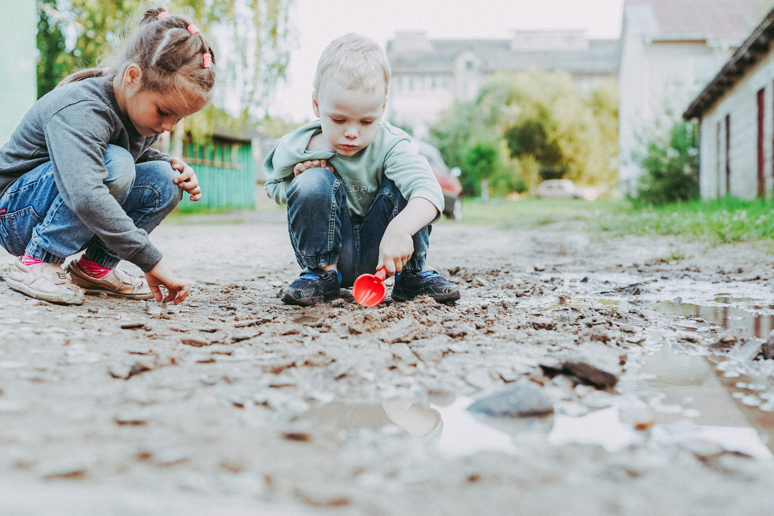 Игры во дворе. Фотограф новорожденных и детей первого года Евгения Михалькевич