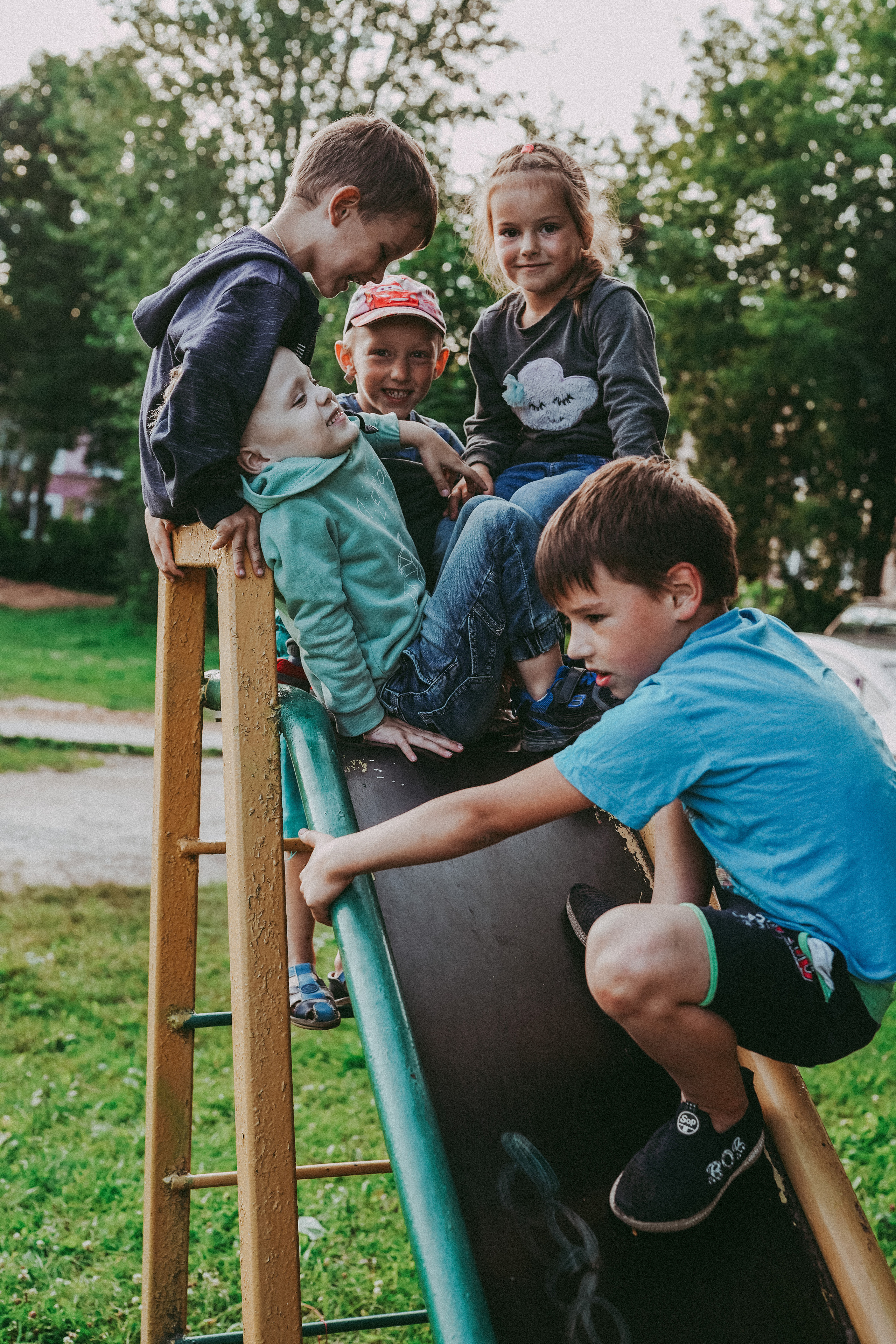 Игры во дворе. Фотограф новорожденных и детей первого года Евгения Михалькевич