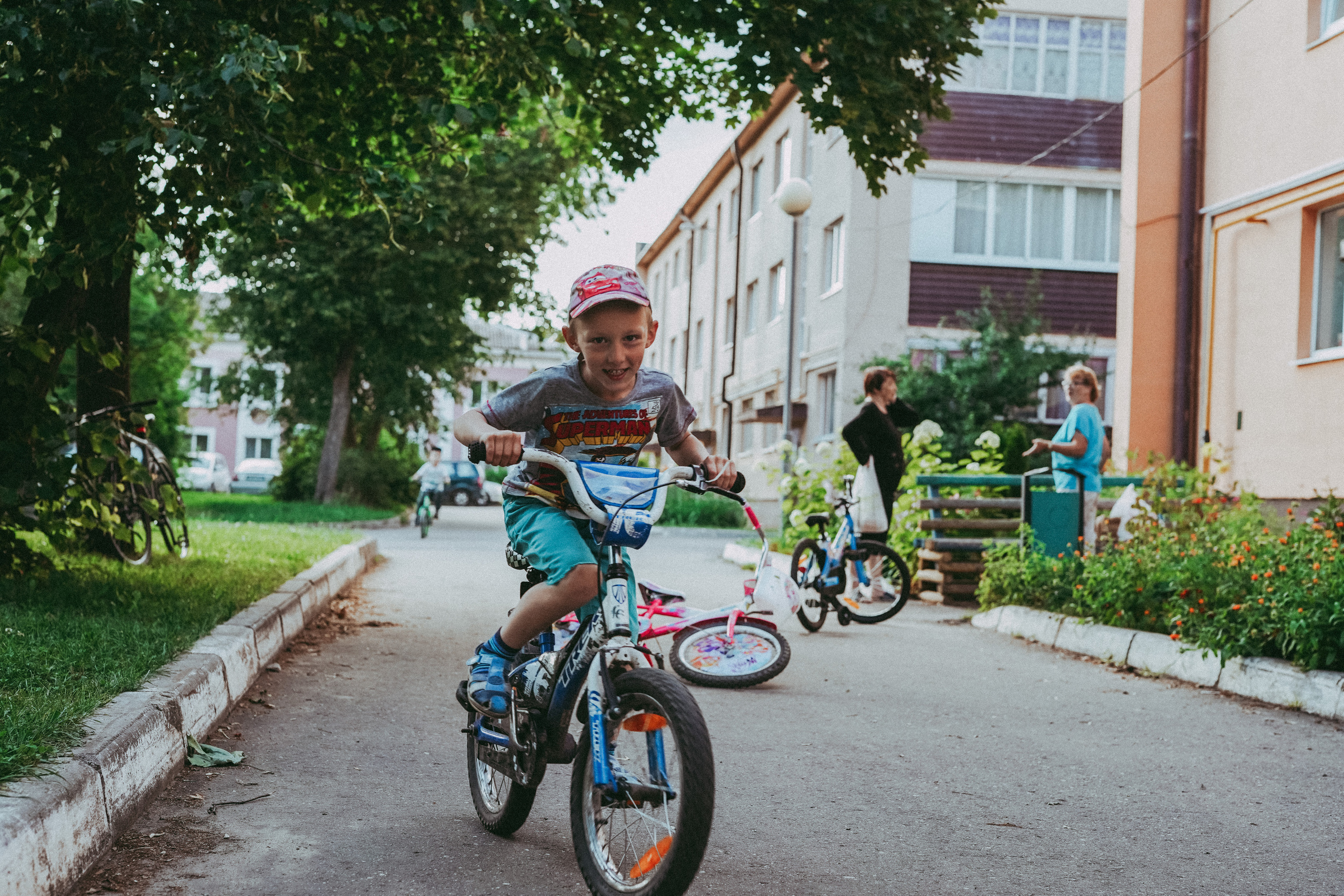 Игры во дворе. Фотограф новорожденных и детей первого года Евгения Михалькевич