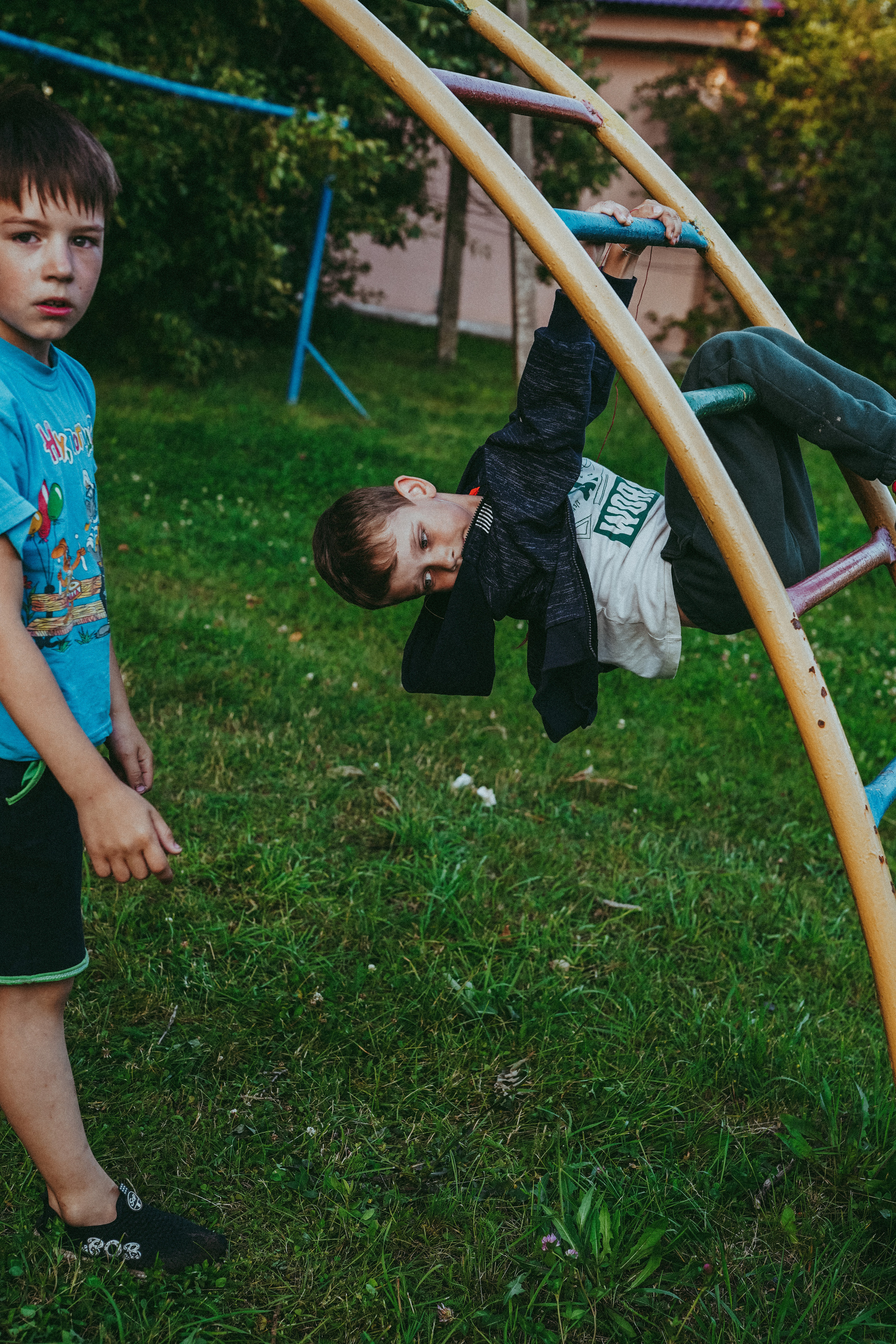 Игры во дворе. Фотограф новорожденных и детей первого года Евгения Михалькевич