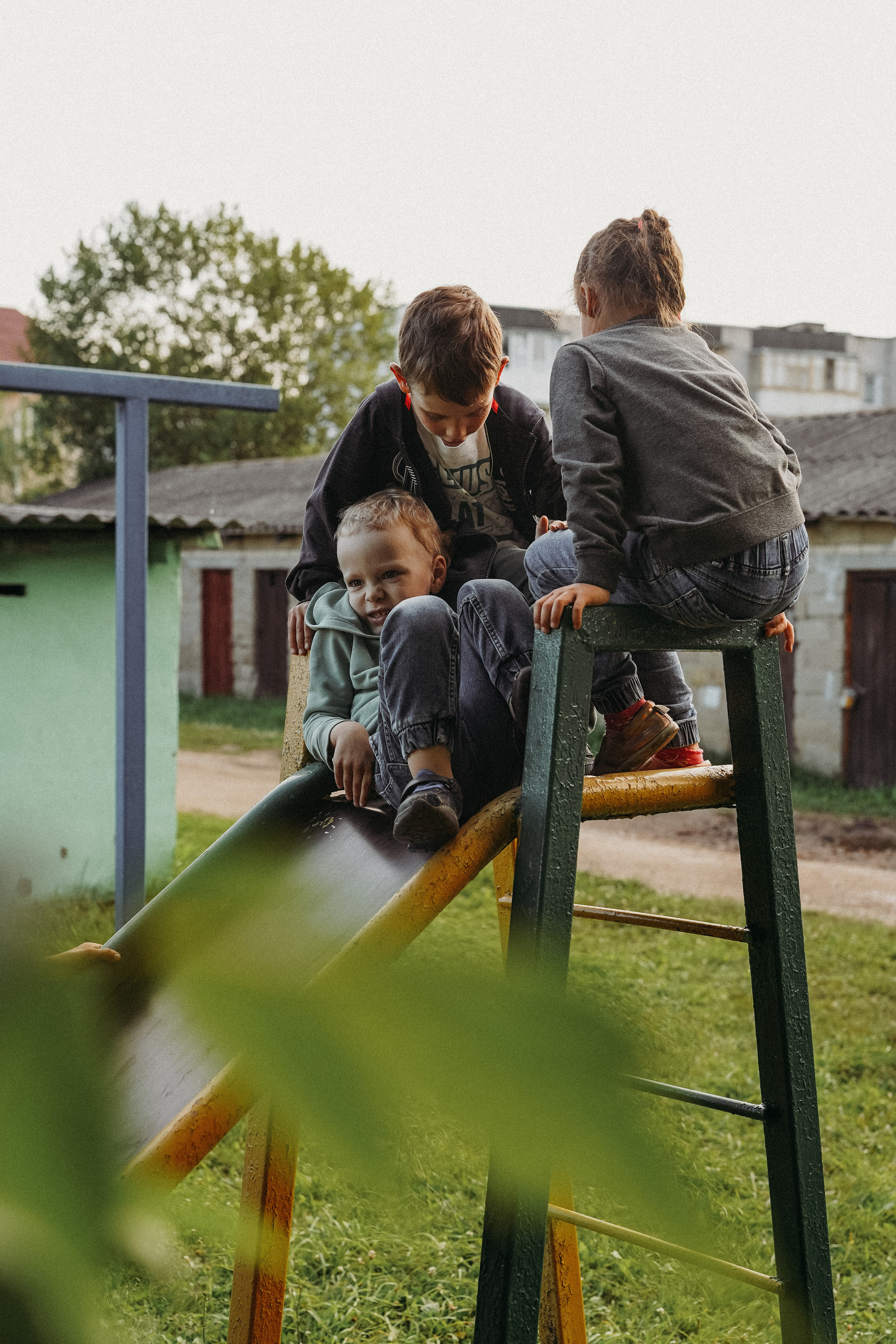 Игры во дворе. Фотограф новорожденных и детей первого года Евгения Михалькевич