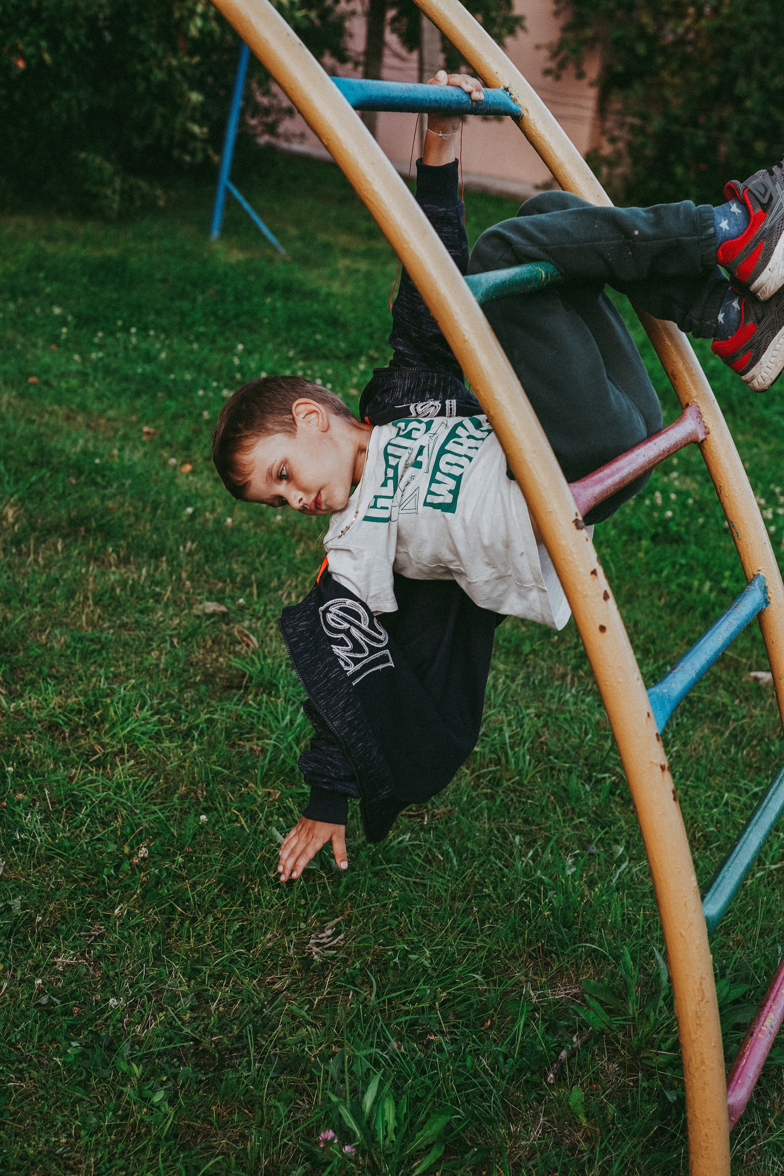 Игры во дворе. Фотограф новорожденных и детей первого года Евгения Михалькевич