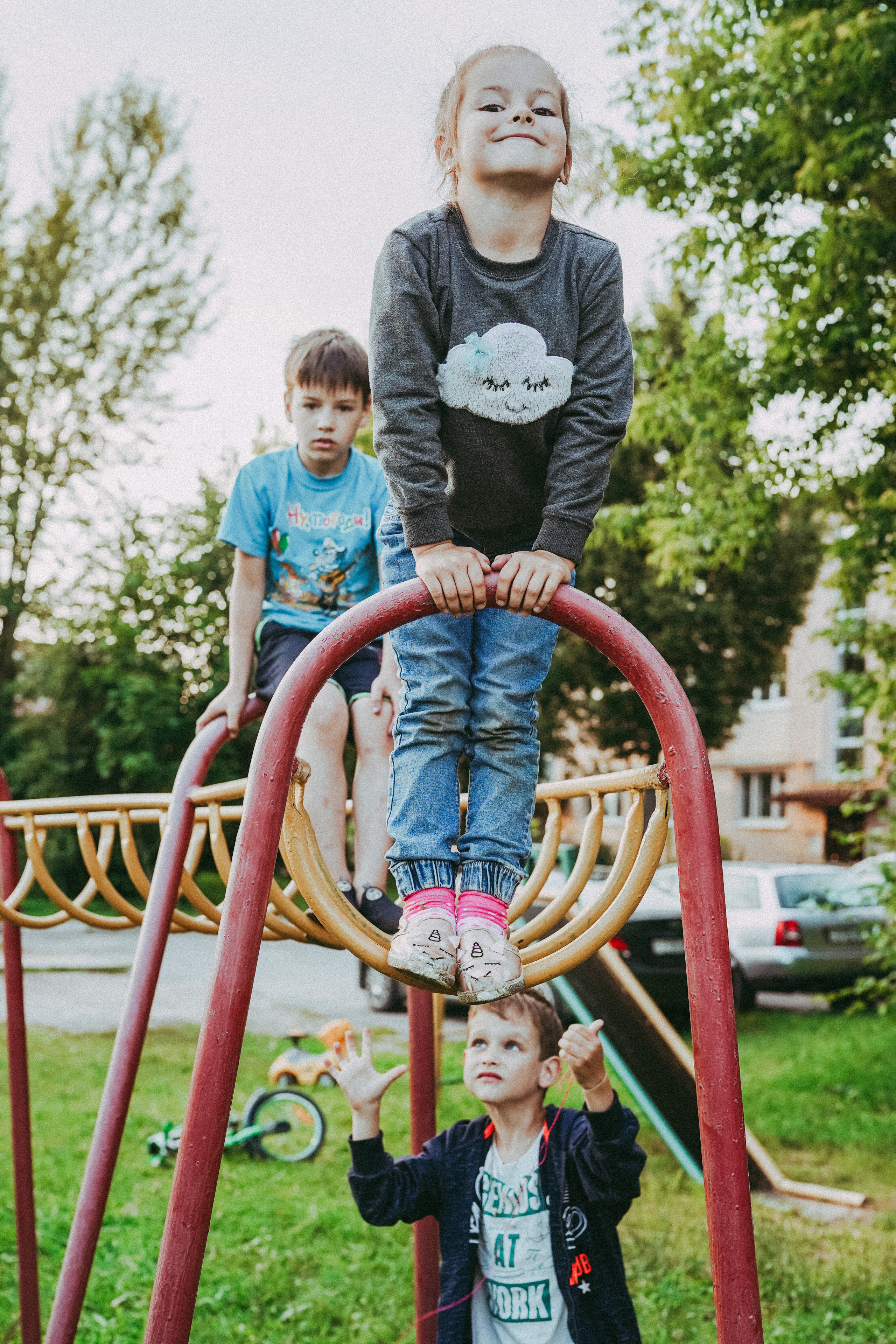 Игры во дворе. Фотограф новорожденных и детей первого года Евгения Михалькевич