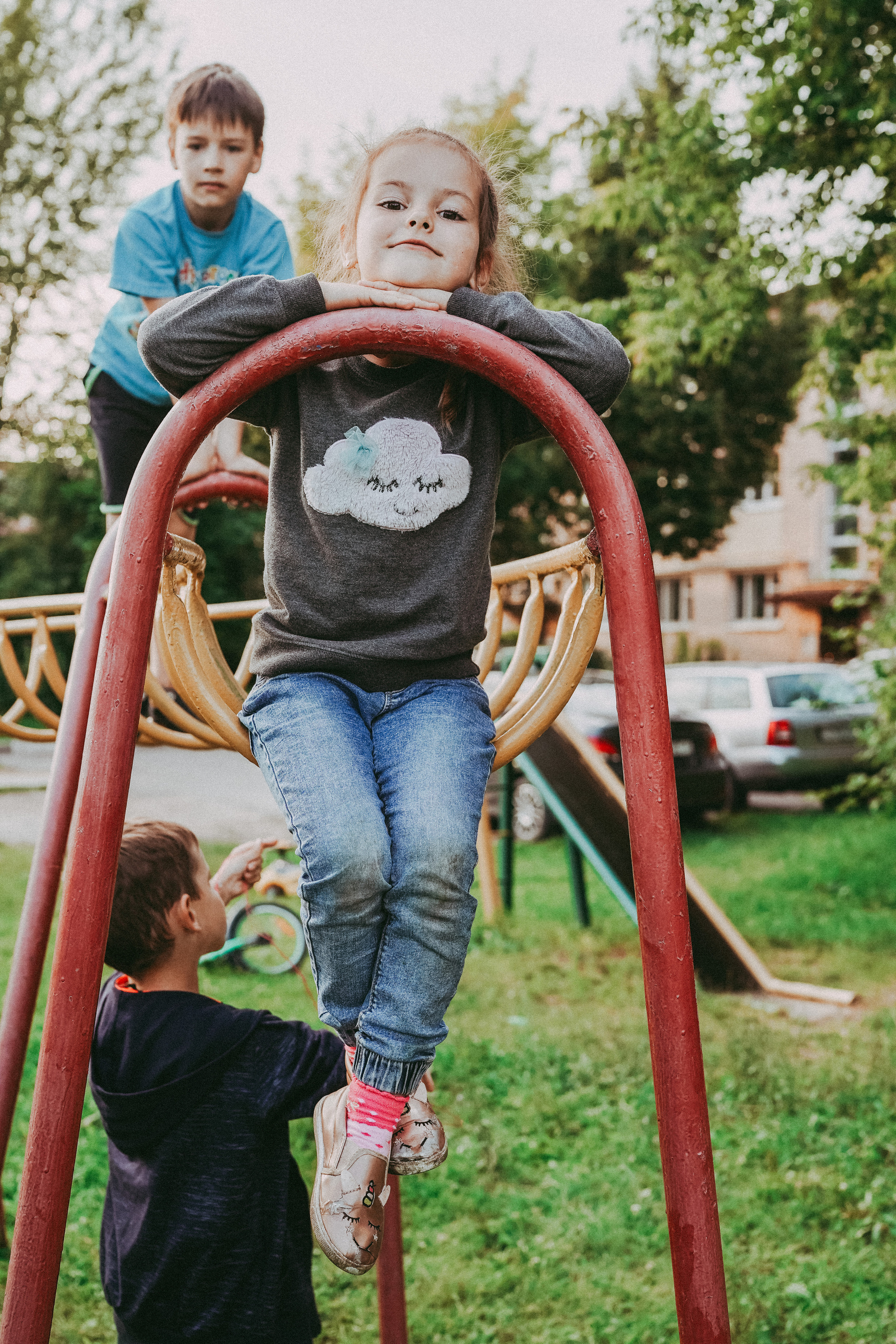 Игры во дворе. Фотограф новорожденных и детей первого года Евгения Михалькевич