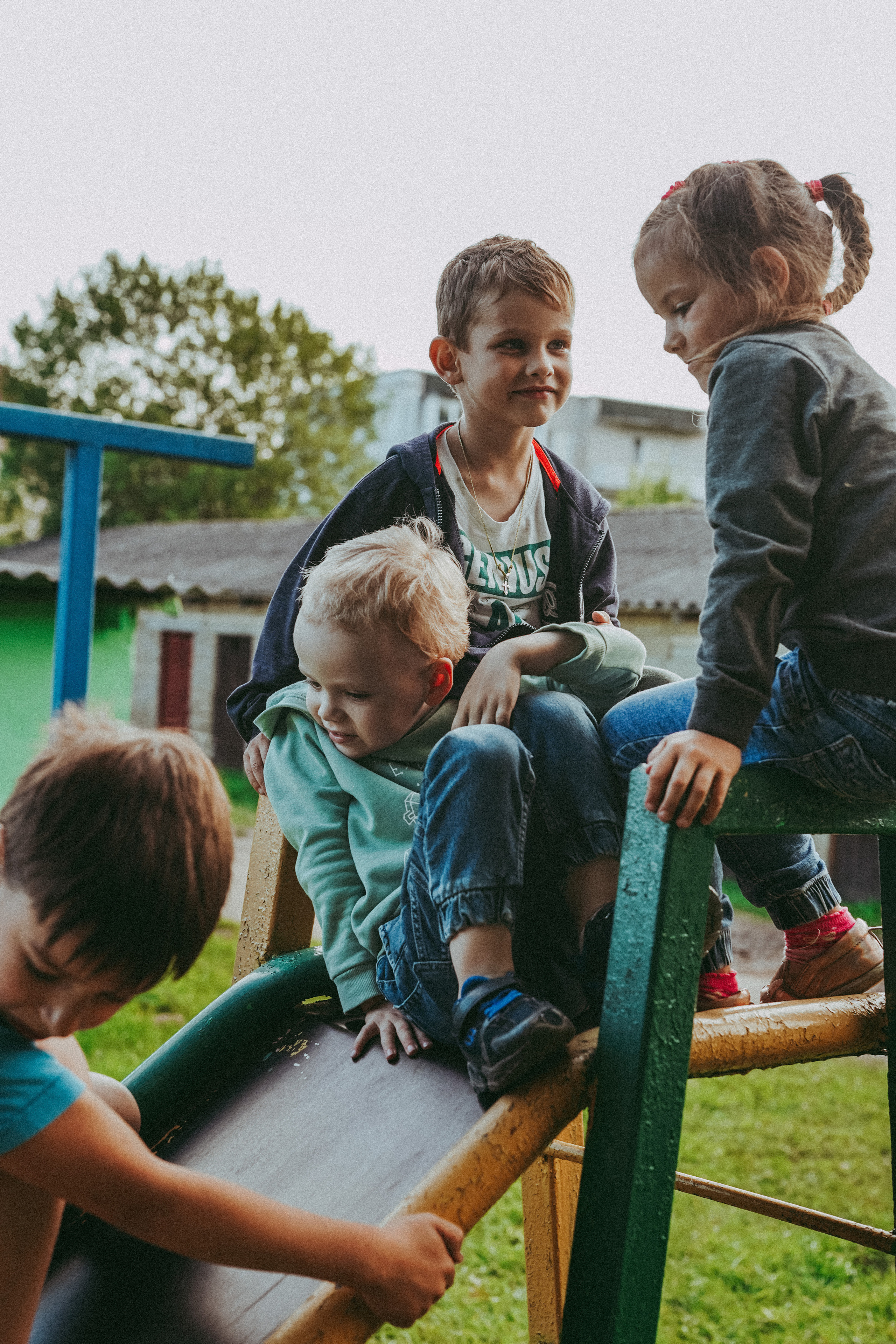 Игры во дворе. Фотограф новорожденных и детей первого года Евгения Михалькевич