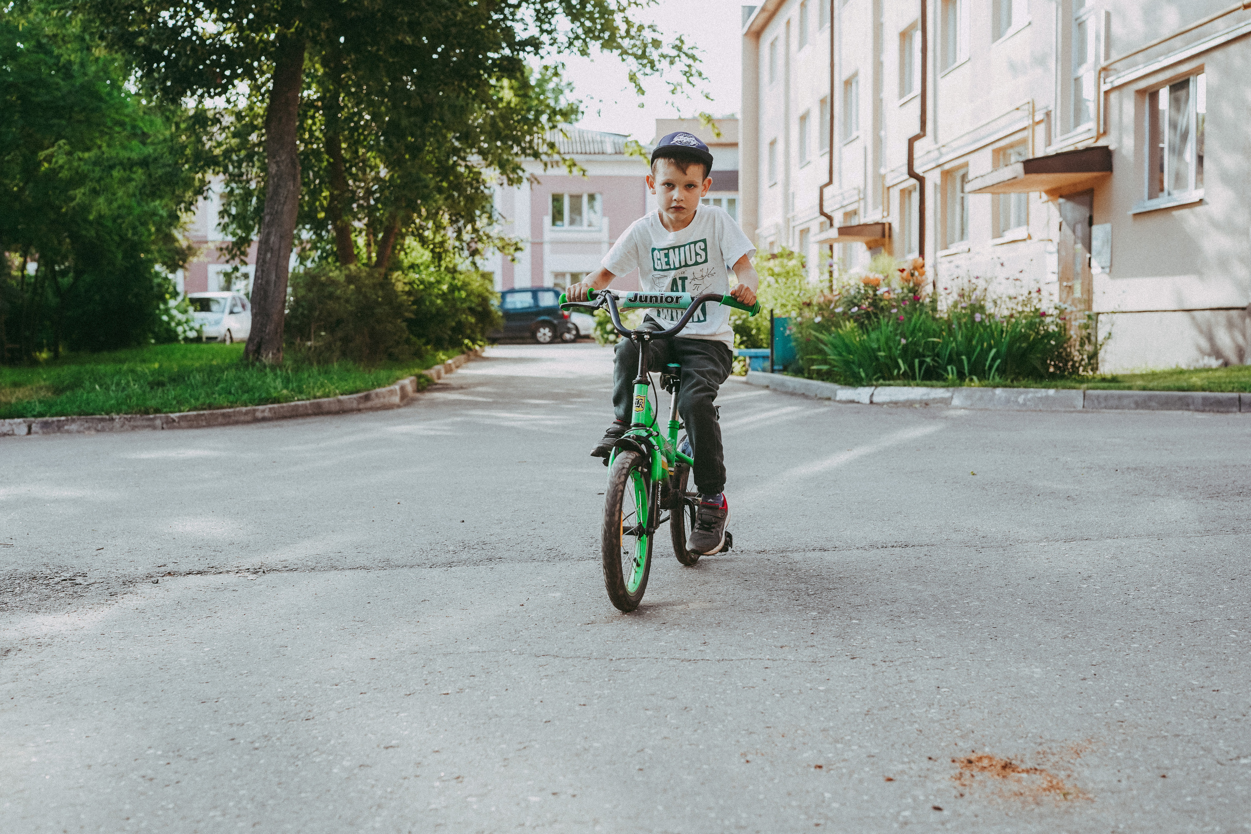 Игры во дворе. Фотограф новорожденных и детей первого года Евгения Михалькевич
