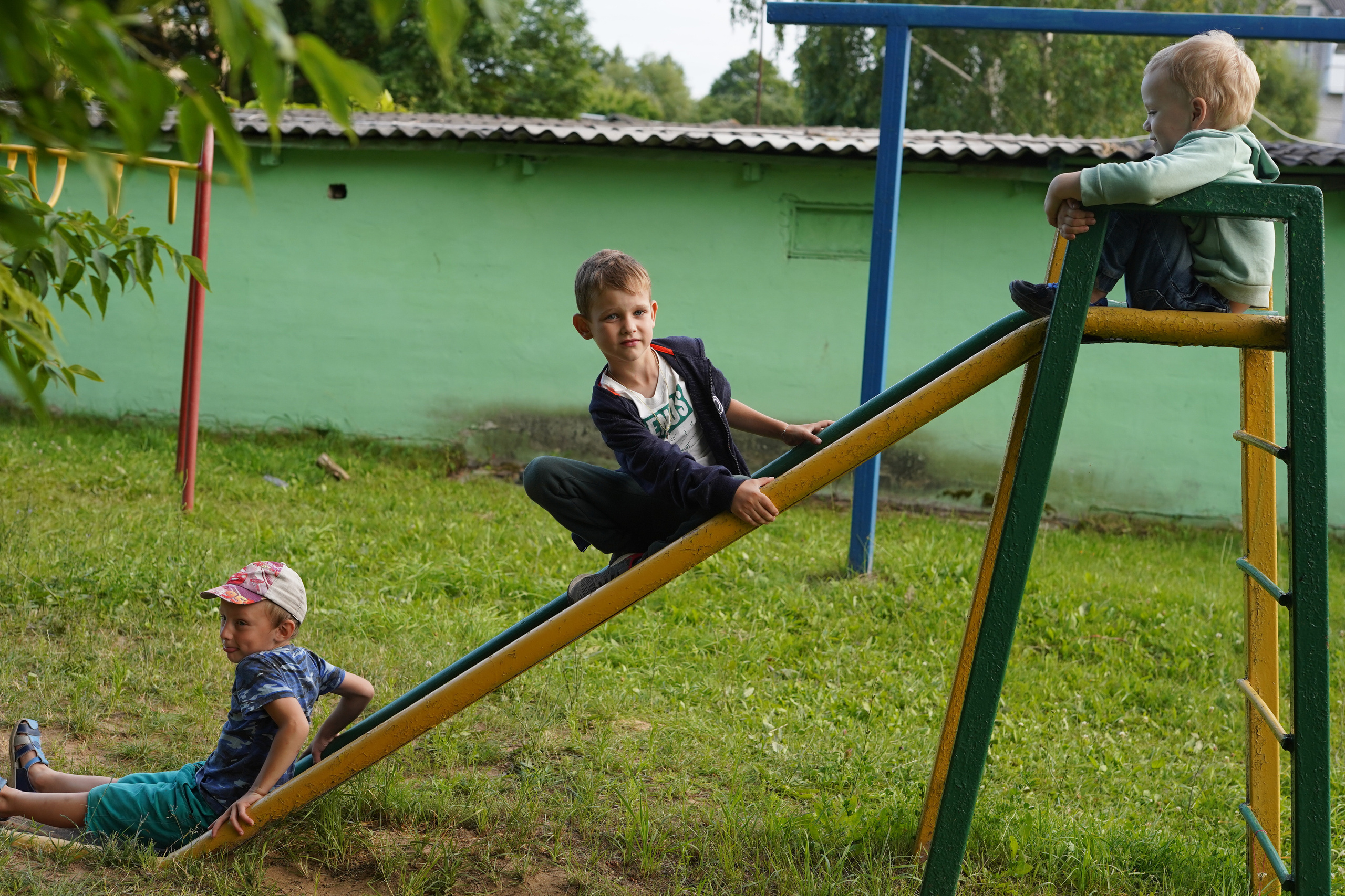 Игры во дворе. Фотограф новорожденных и детей первого года Евгения Михалькевич