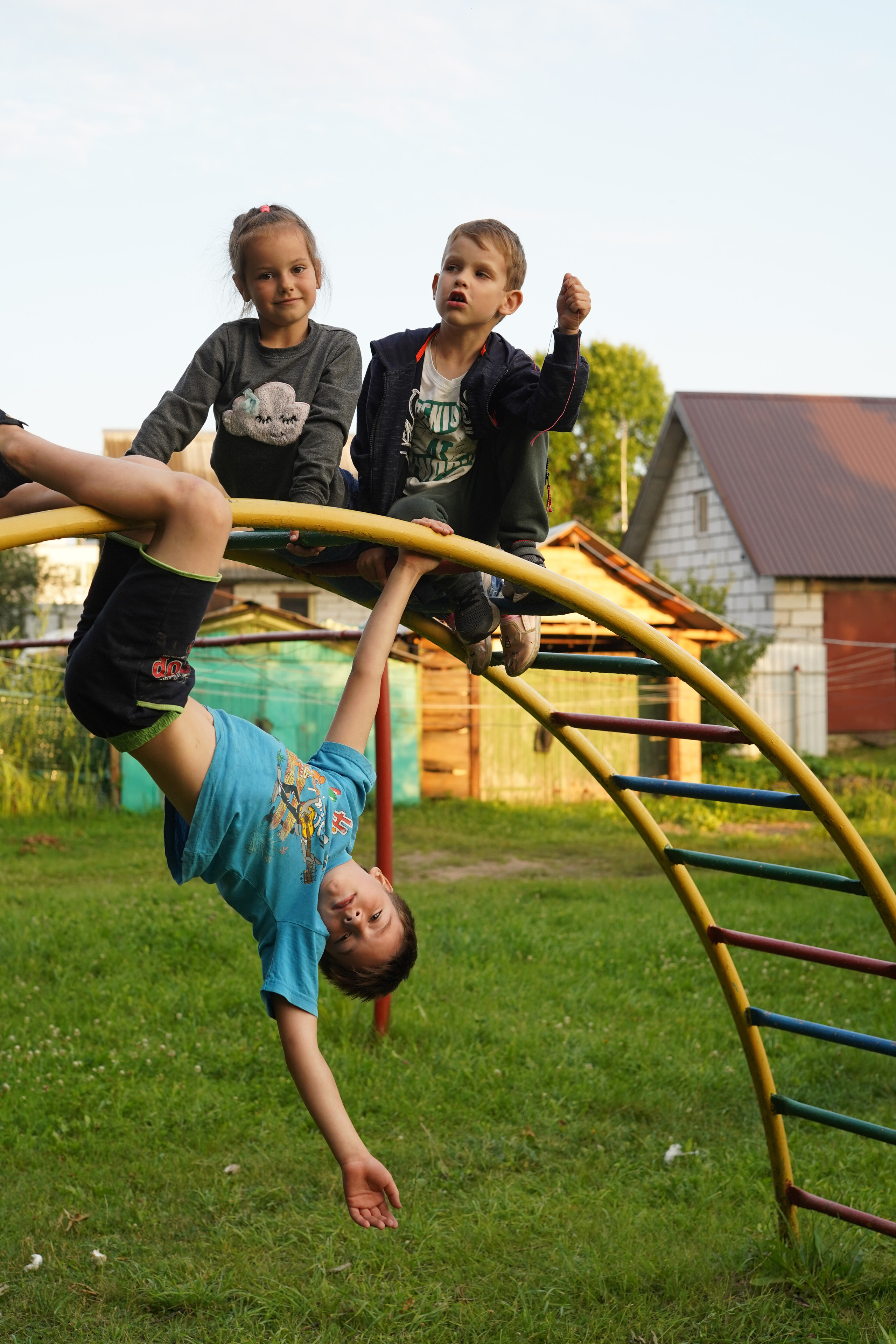 Игры во дворе. Фотограф новорожденных и детей первого года Евгения Михалькевич