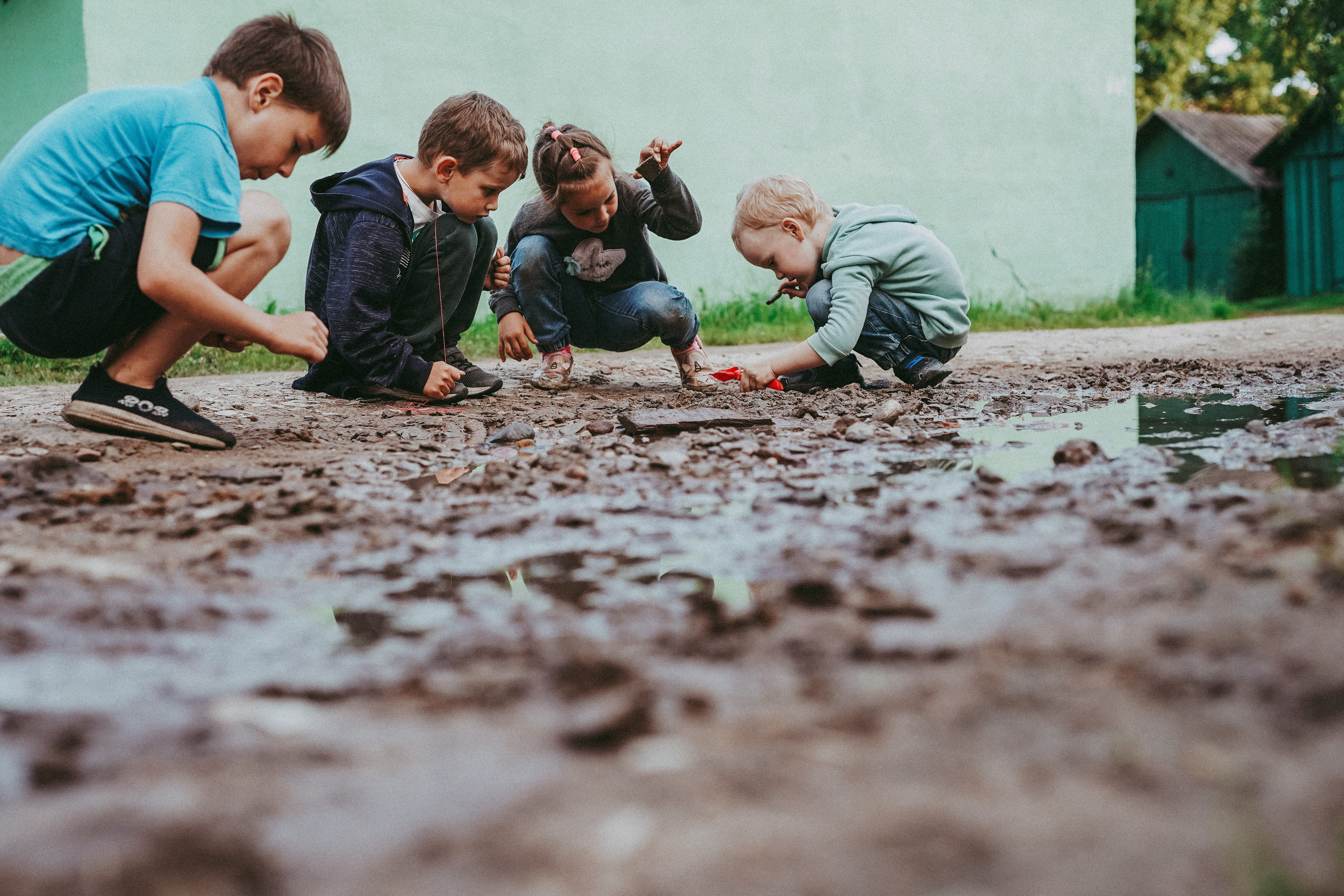 Игры во дворе. Фотограф новорожденных и детей первого года Евгения Михалькевич