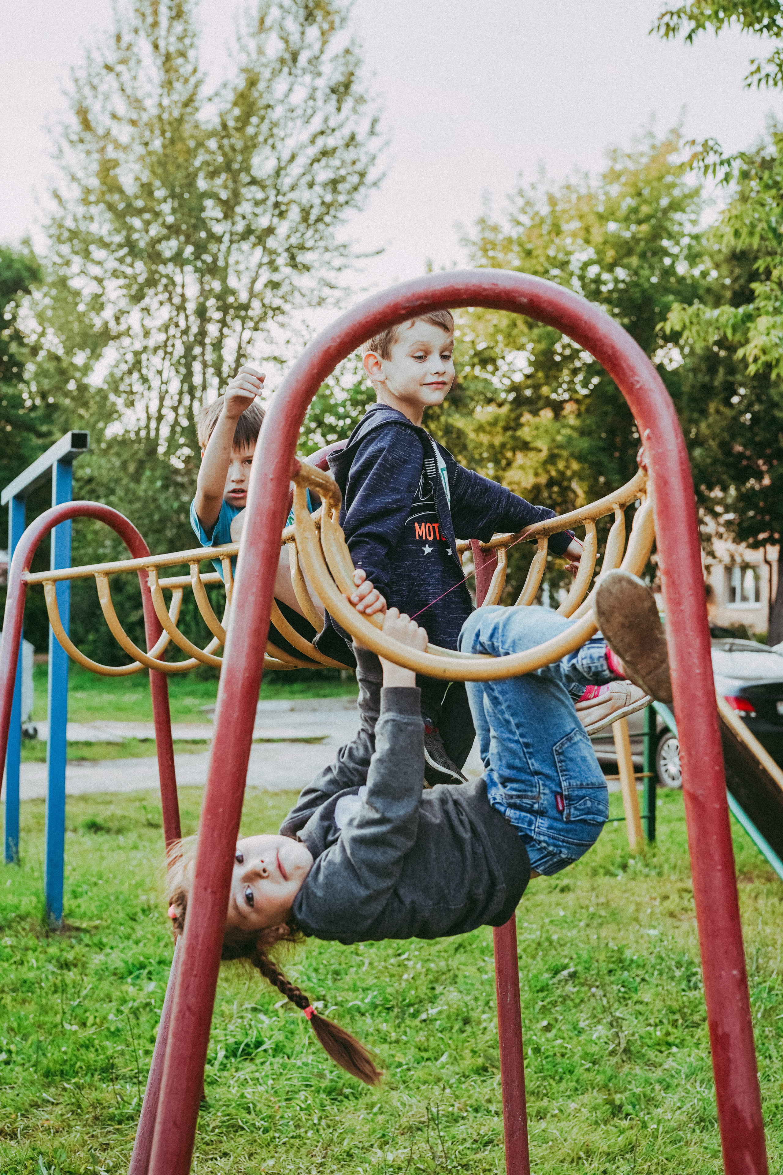 Игры во дворе. Фотограф новорожденных и детей первого года Евгения Михалькевич