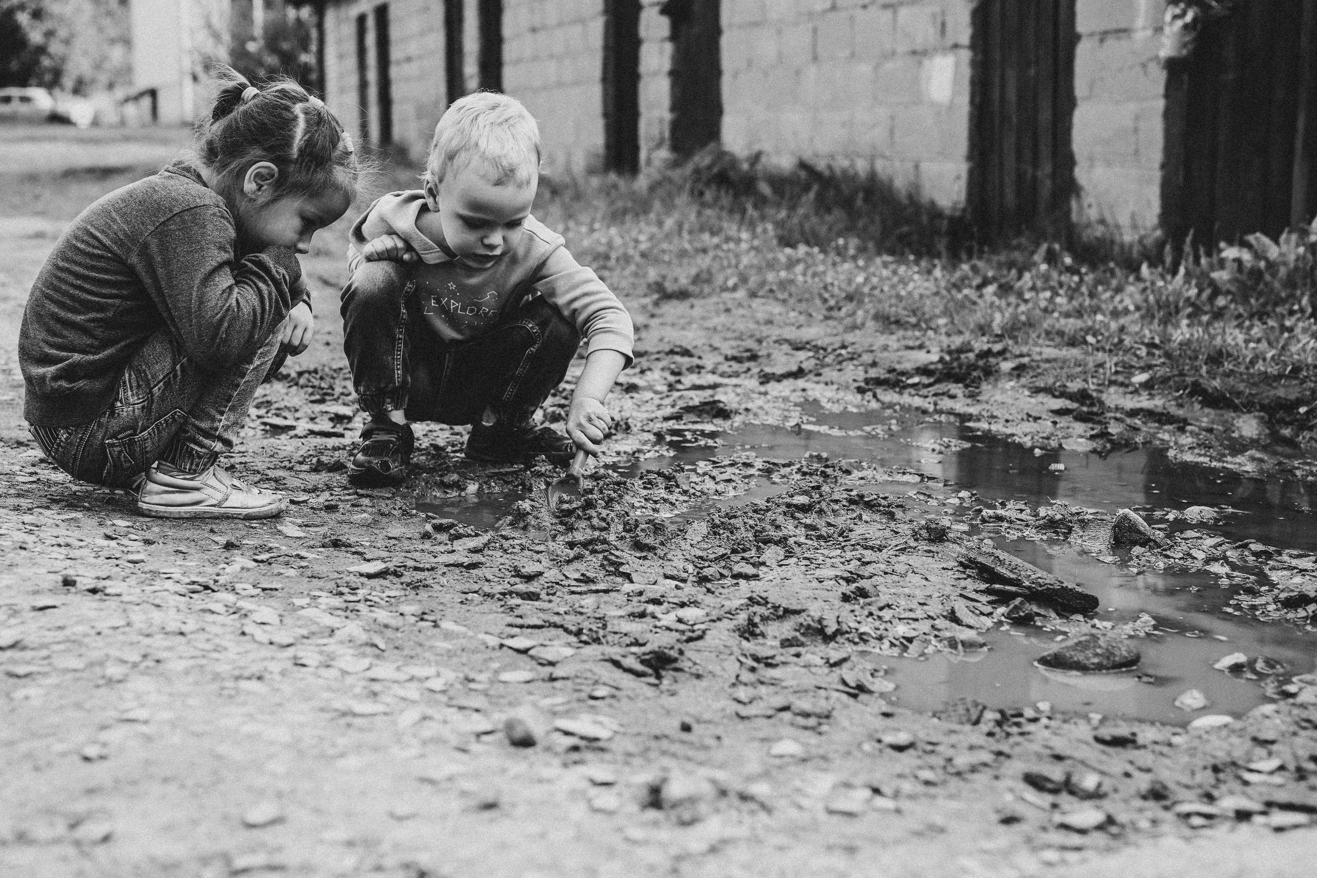 Игры во дворе. Фотограф новорожденных и детей первого года Евгения Михалькевич